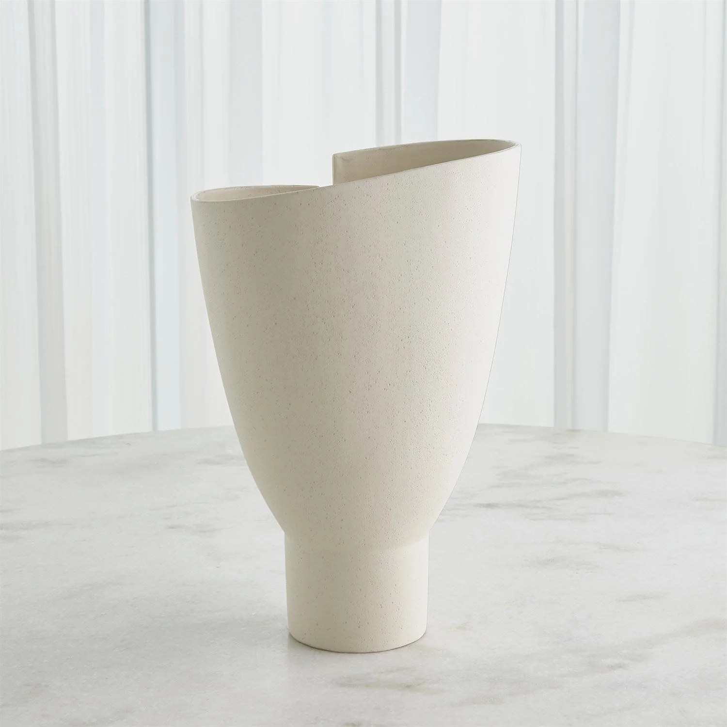 Global Views Lottie Vase - Image 4