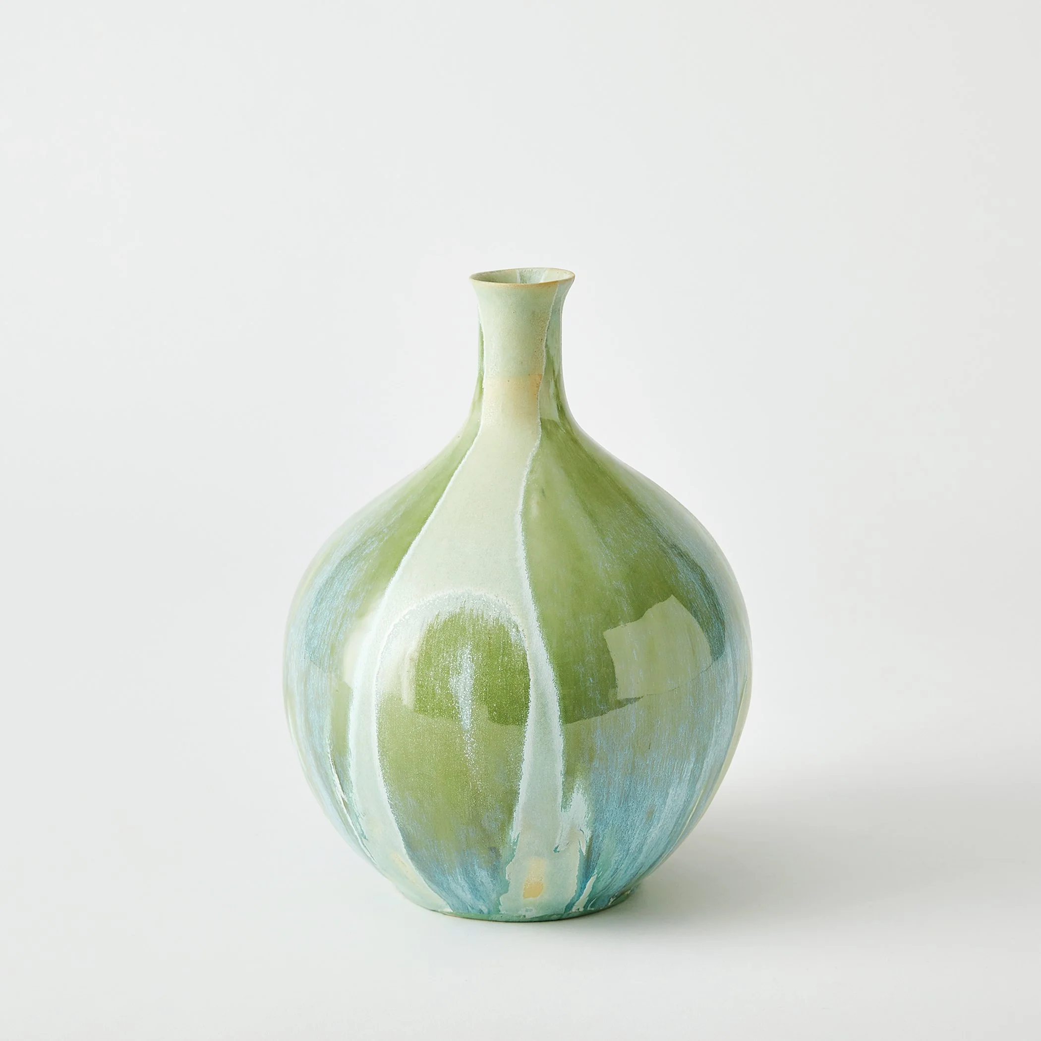 Global Views Magma Bottle Reactive Chive - Image 6