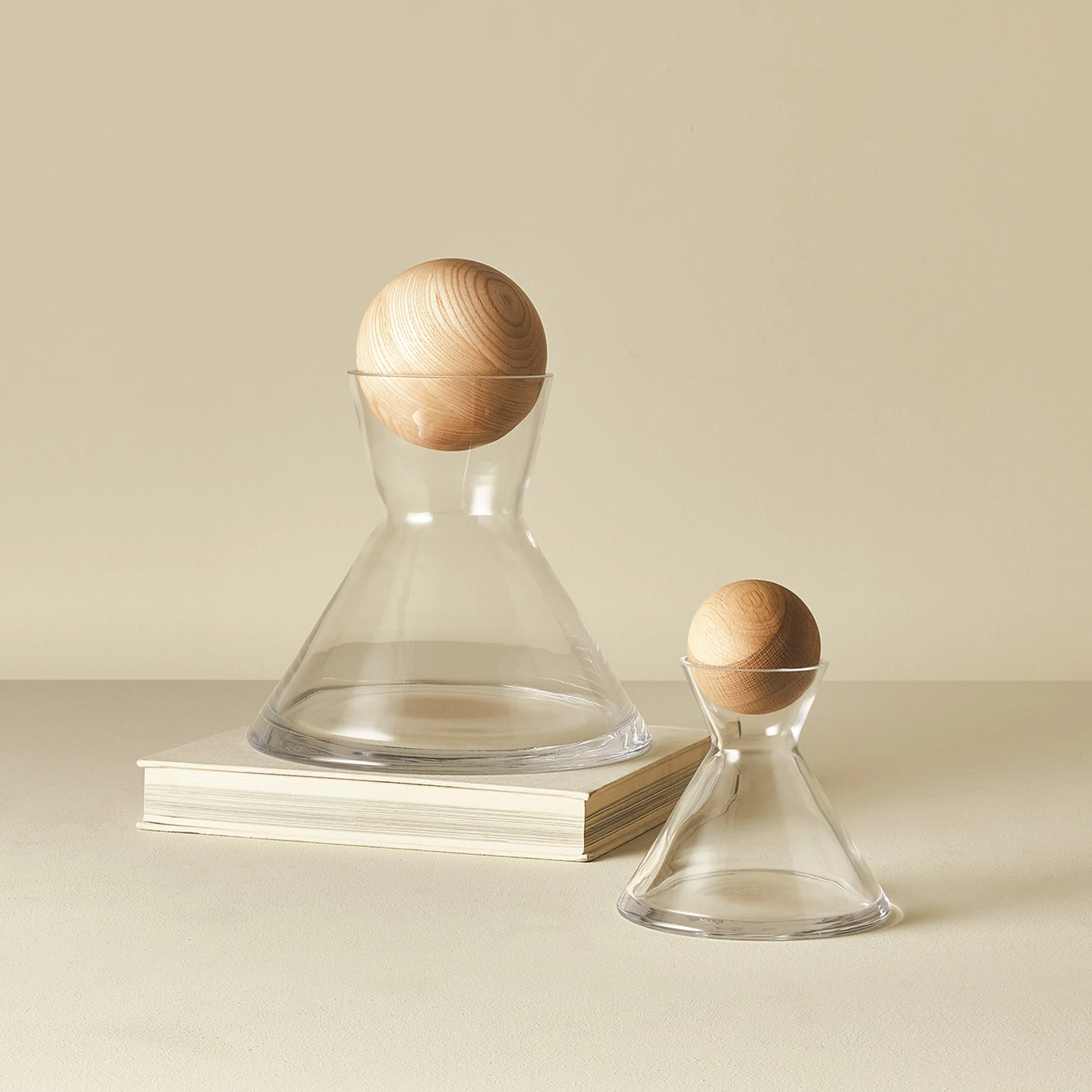 Global Views Mawell Decanter - Image 5