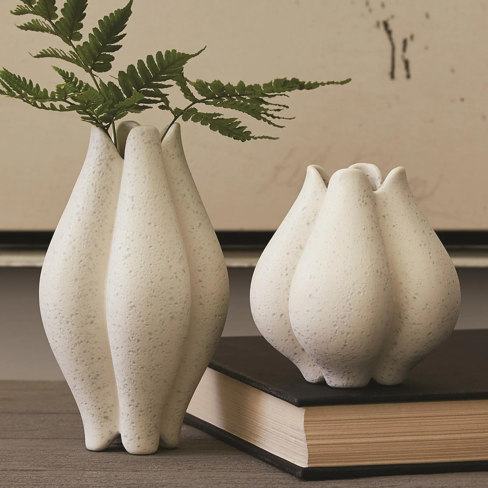 Global Views Mini Pond Vase - Image 2