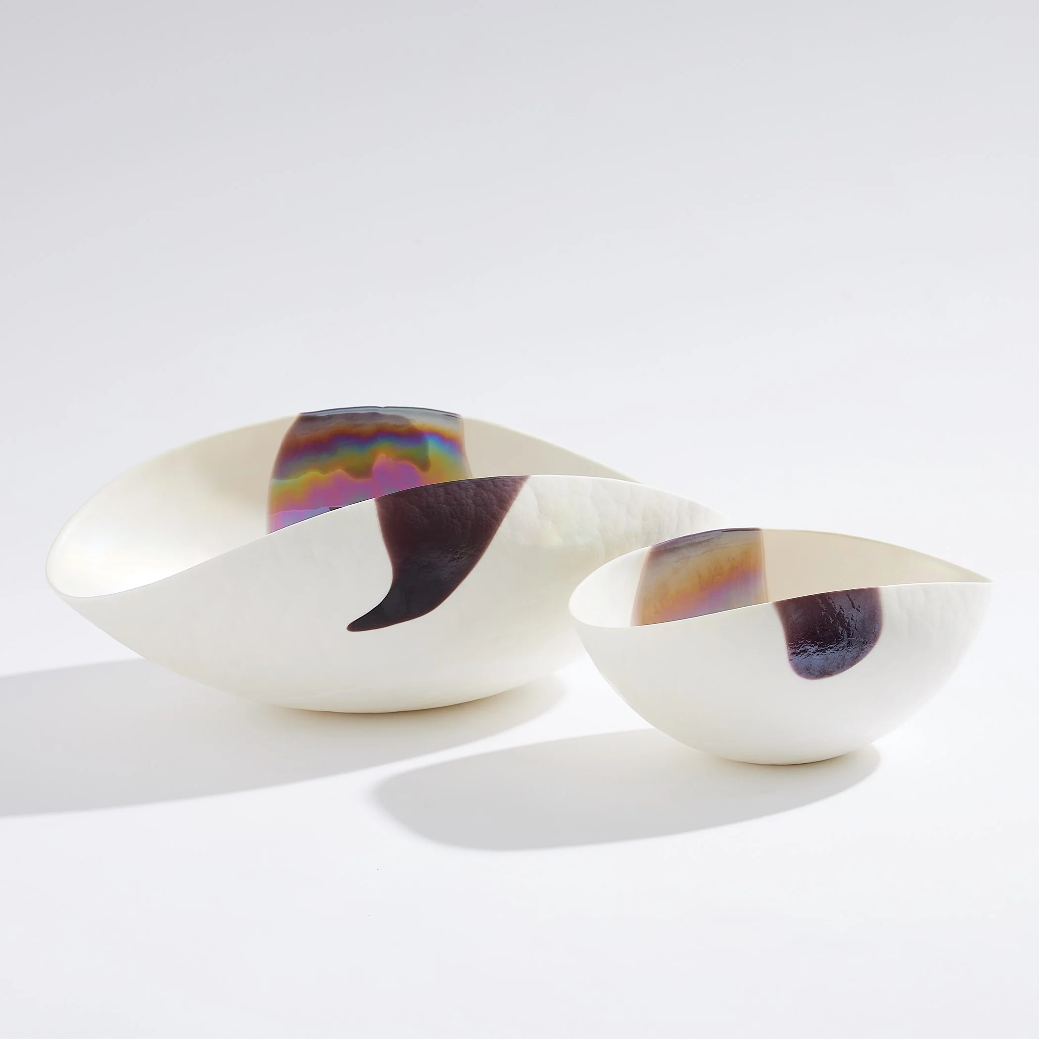 Global Views Mirabelle Bowl Ivory/Plum - Image 2