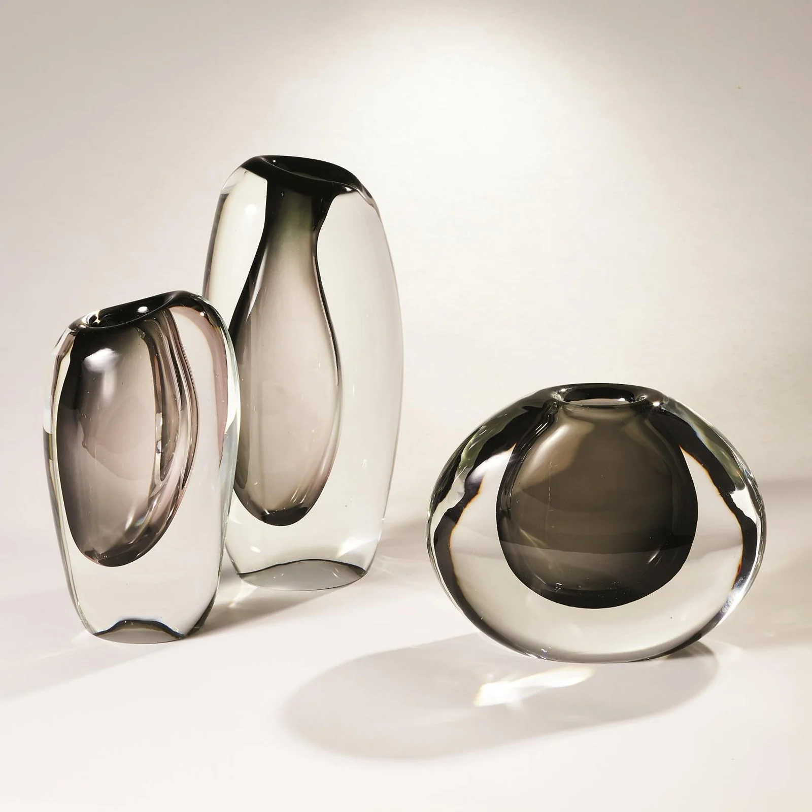 Global Views Offset Round Vase - Image 10