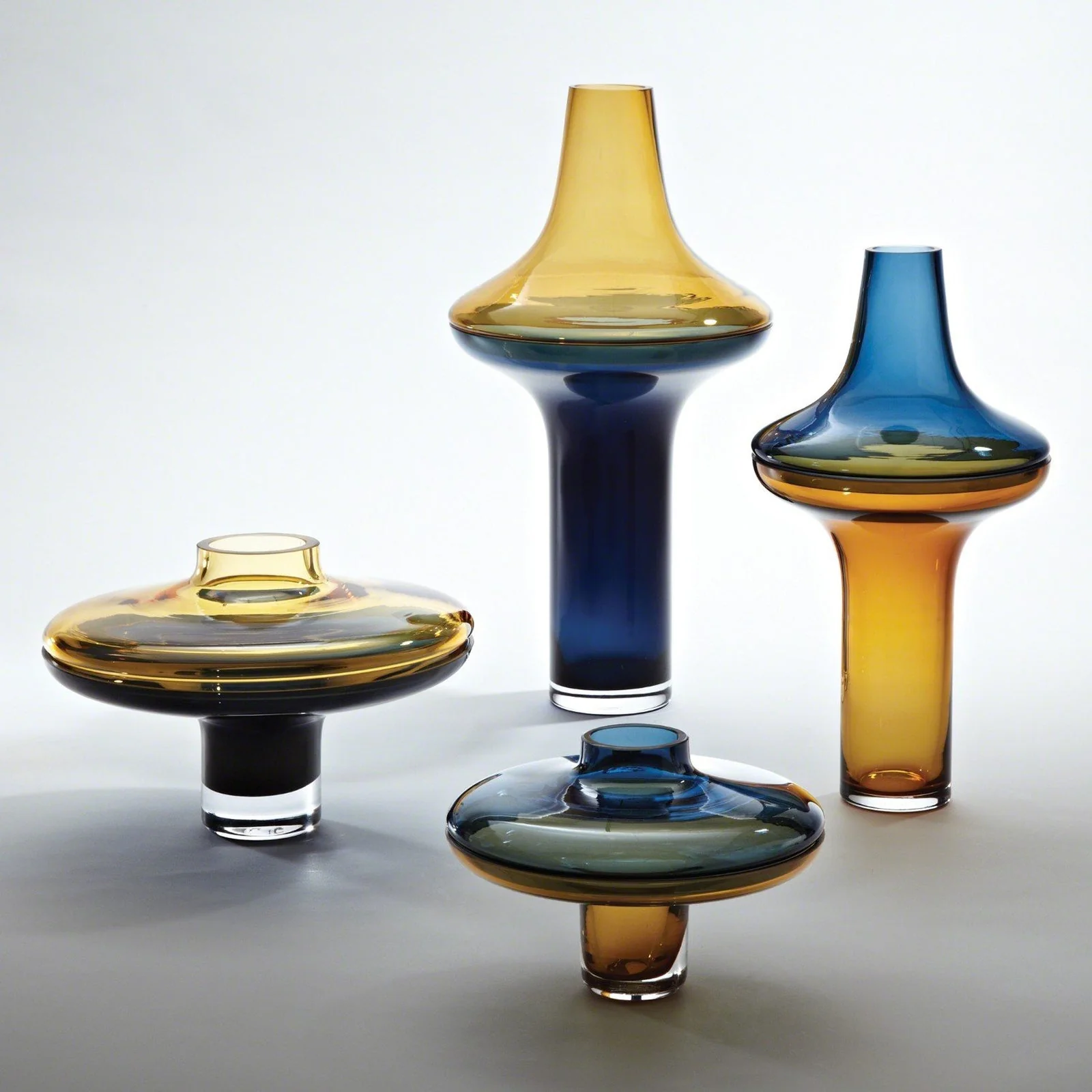 Global Views Over Amber/Cobalt Vase - Image 5