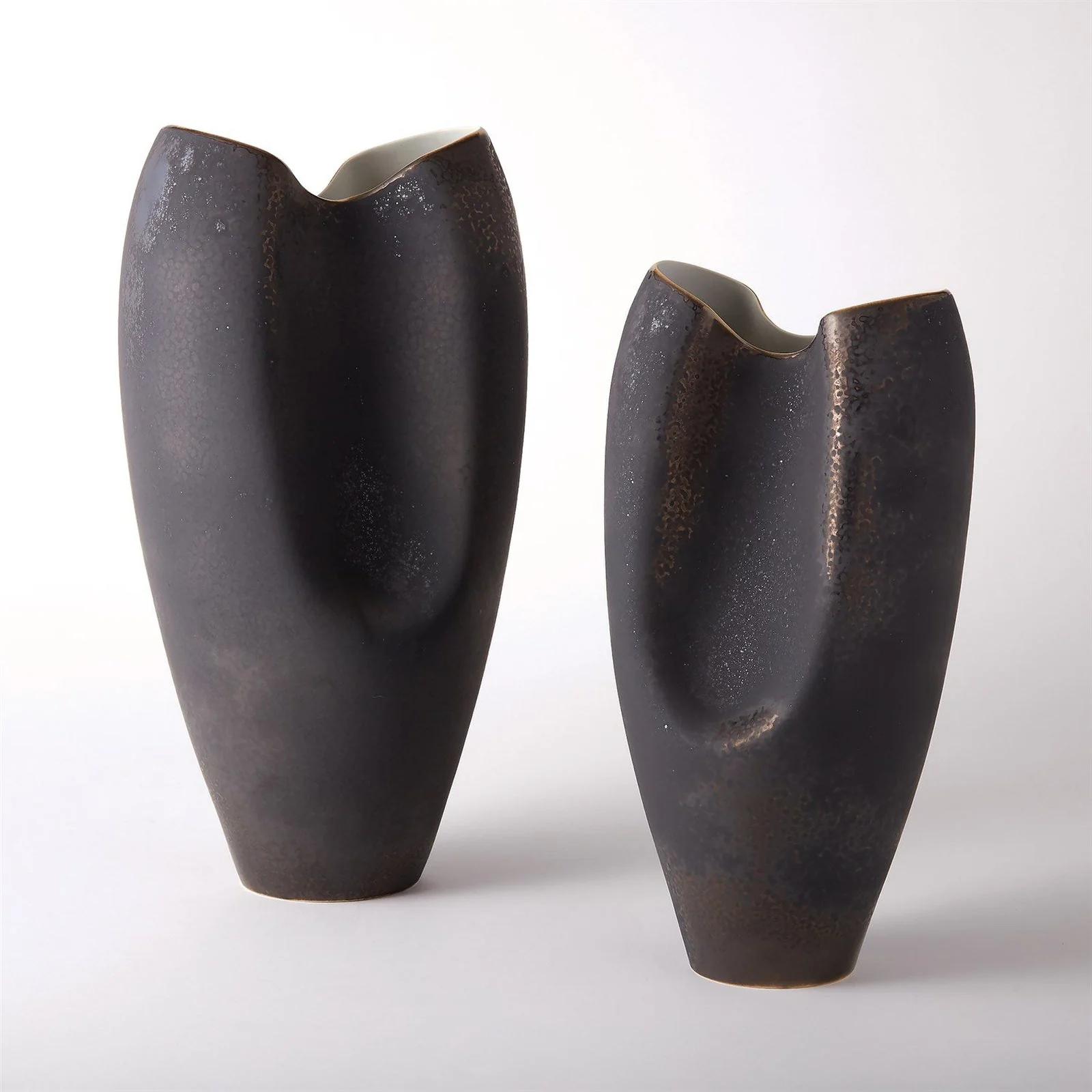 Global Views Oxus Pinched Vase - Image 3