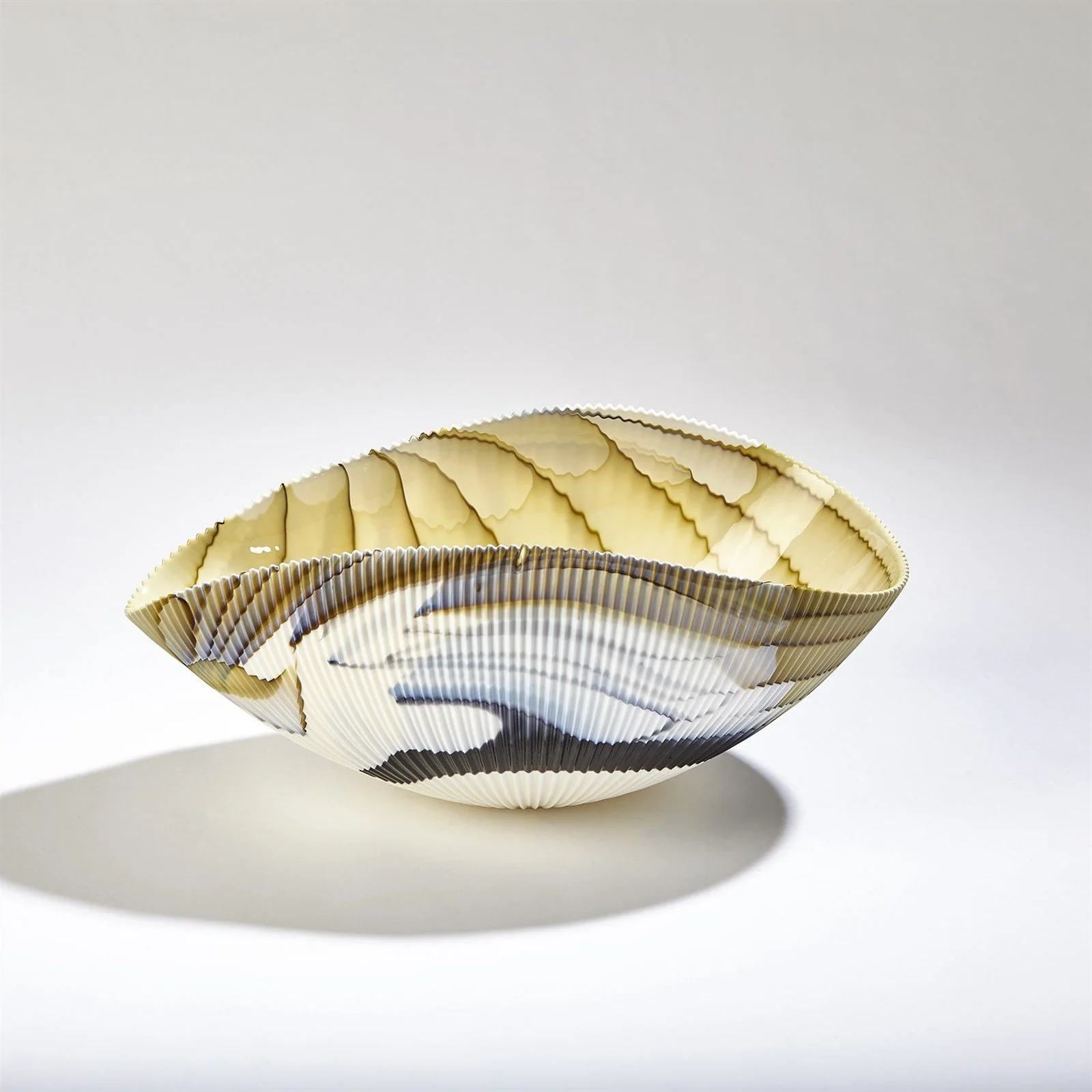 Global Views Pleated Bowl Amber/Blue Filigree - Image 4