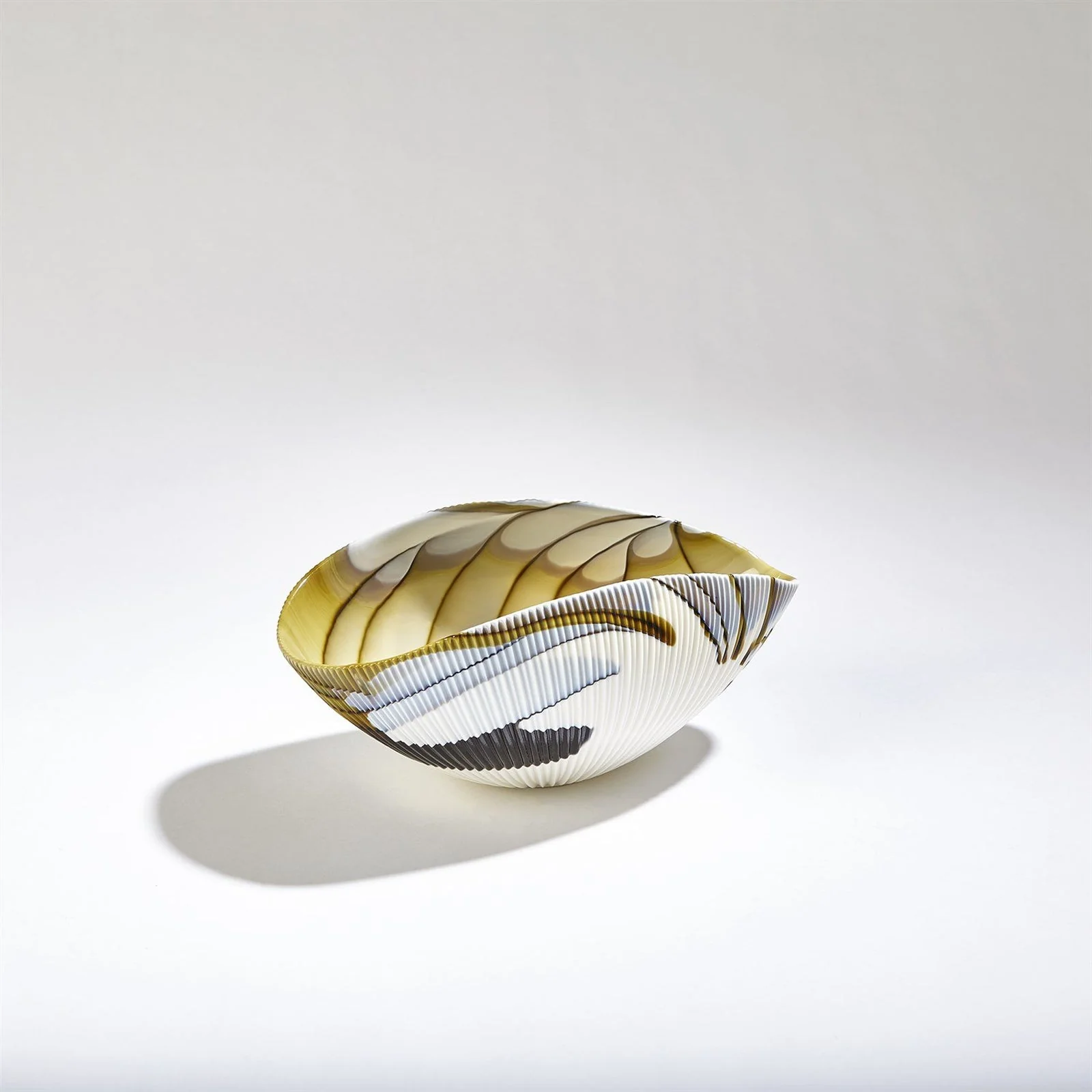 Global Views Pleated Bowl Amber/Blue Filigree - Image 9