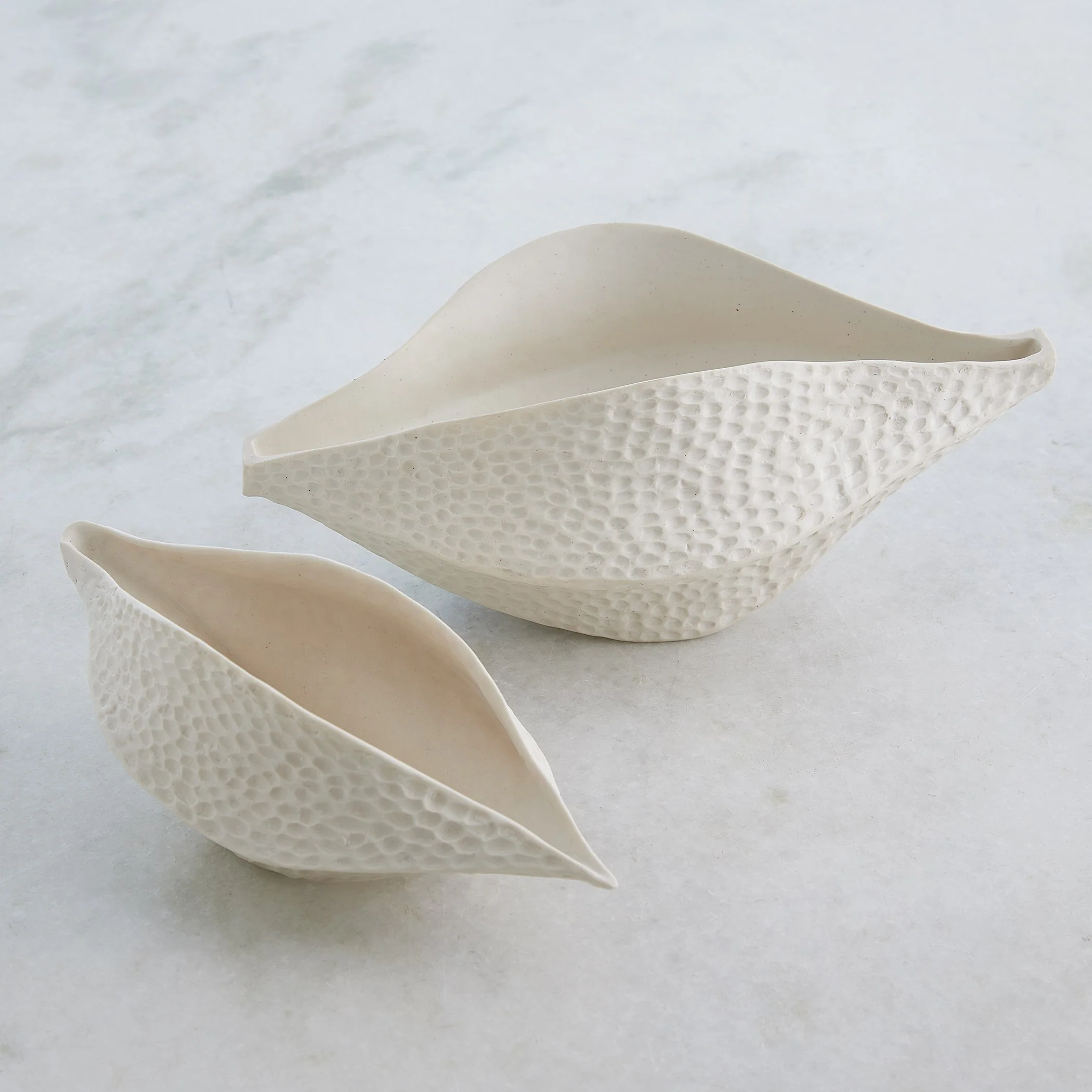 Global Views Porcelain Pod Matte White - Image 6