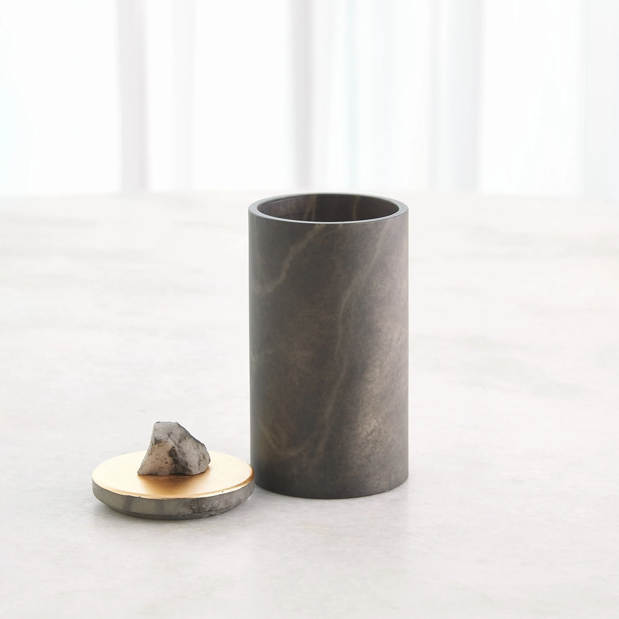Global Views Quarry Jar Grey/Gold Leaf - Image 12