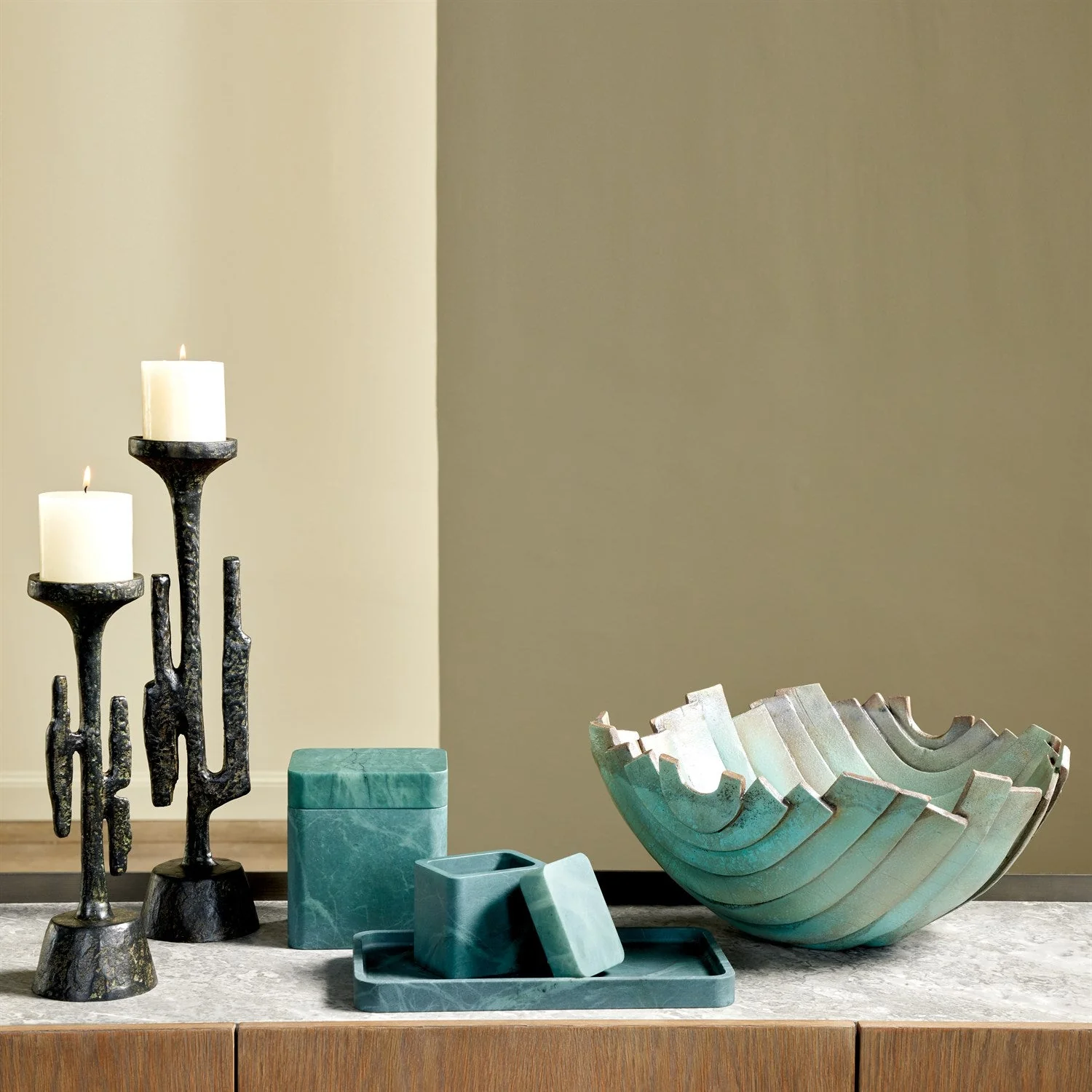 Global Views Raggio Alabaster Box - Black/Green - Image 2