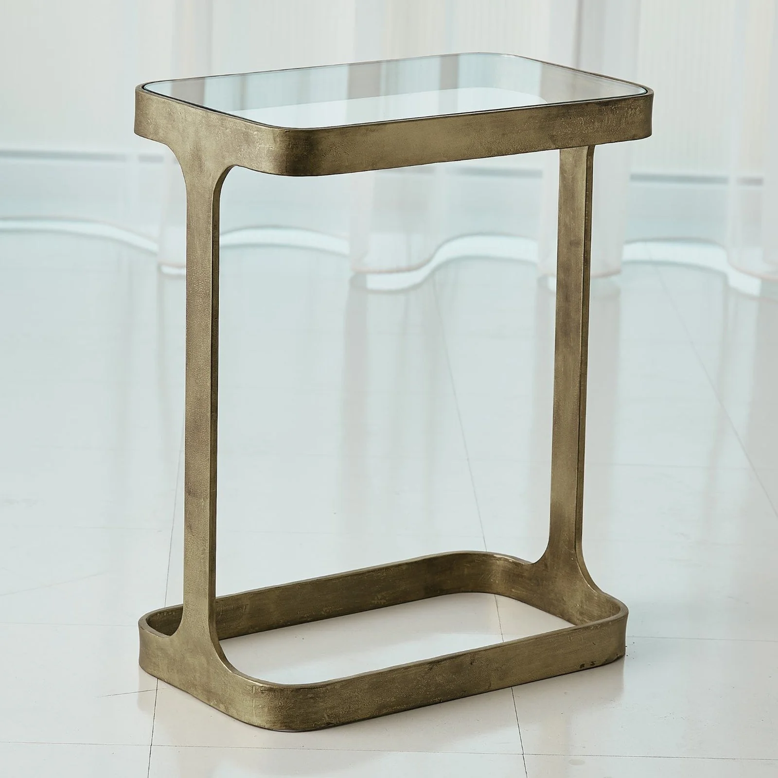 Global Views Saddle Table - Image 3