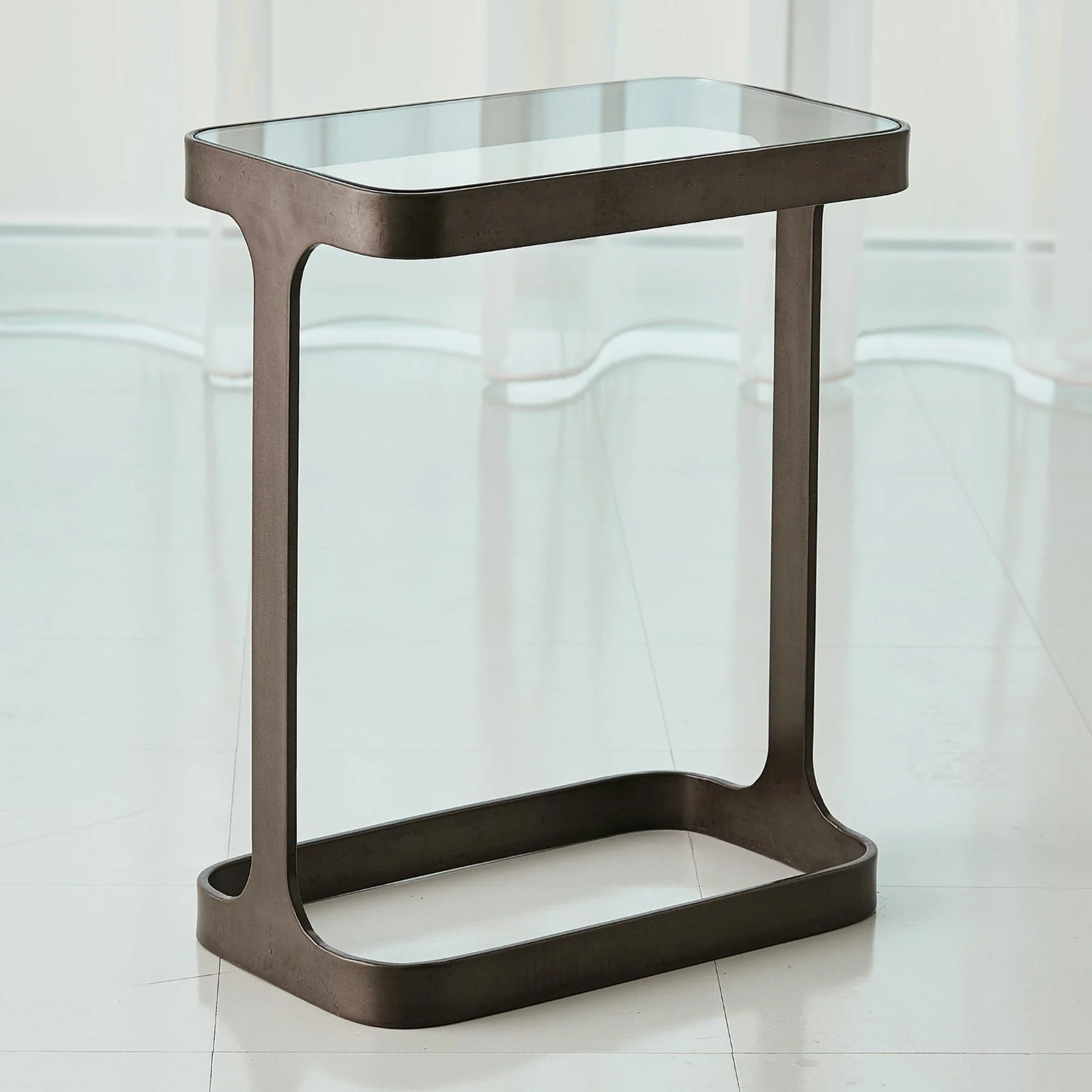 Global Views Saddle Table - Image 4