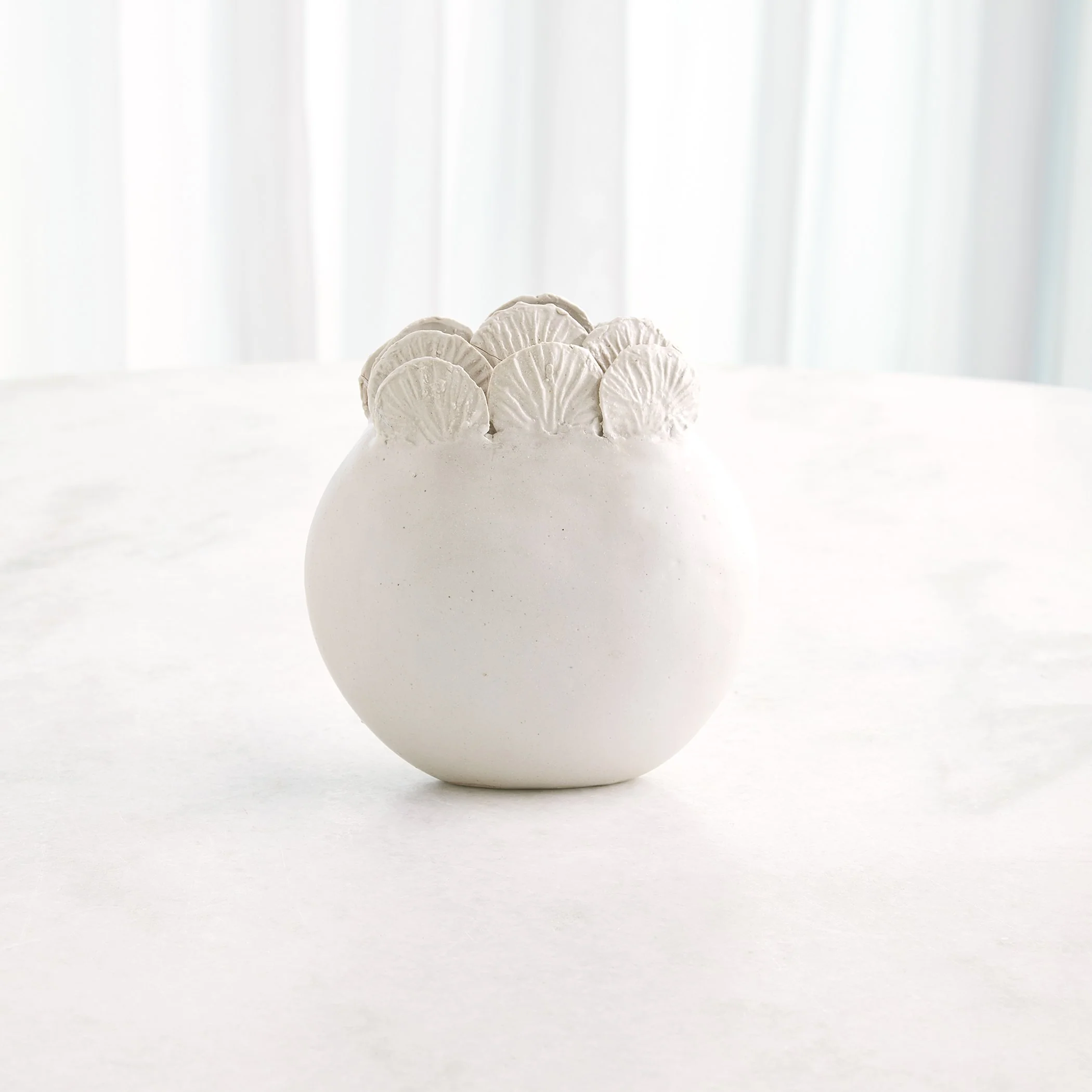 Global Views Sand Dollar Vase White - Image 3