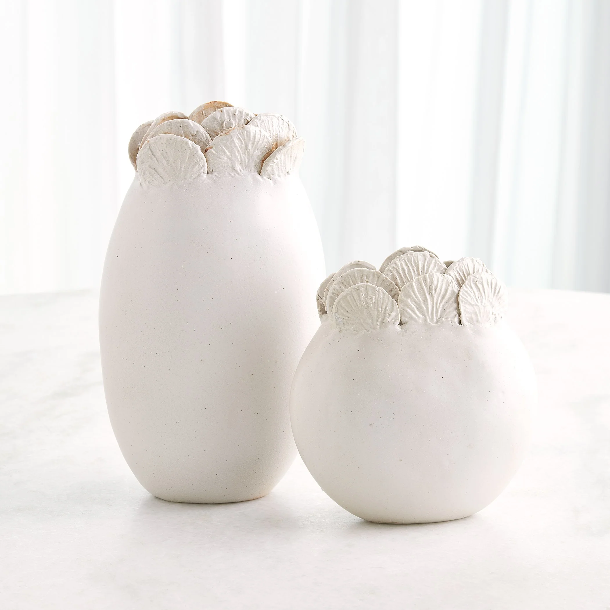 Global Views Sand Dollar Vase White - Image 5