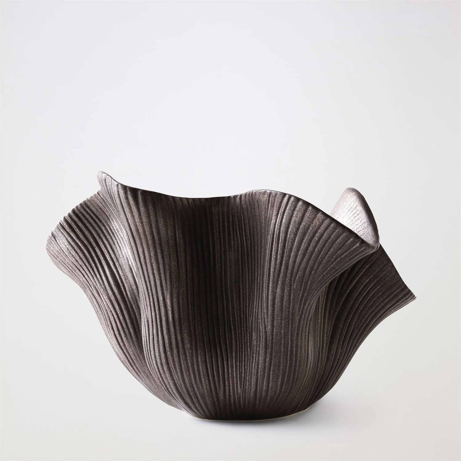Global Views Scallop Bowl - Image 7