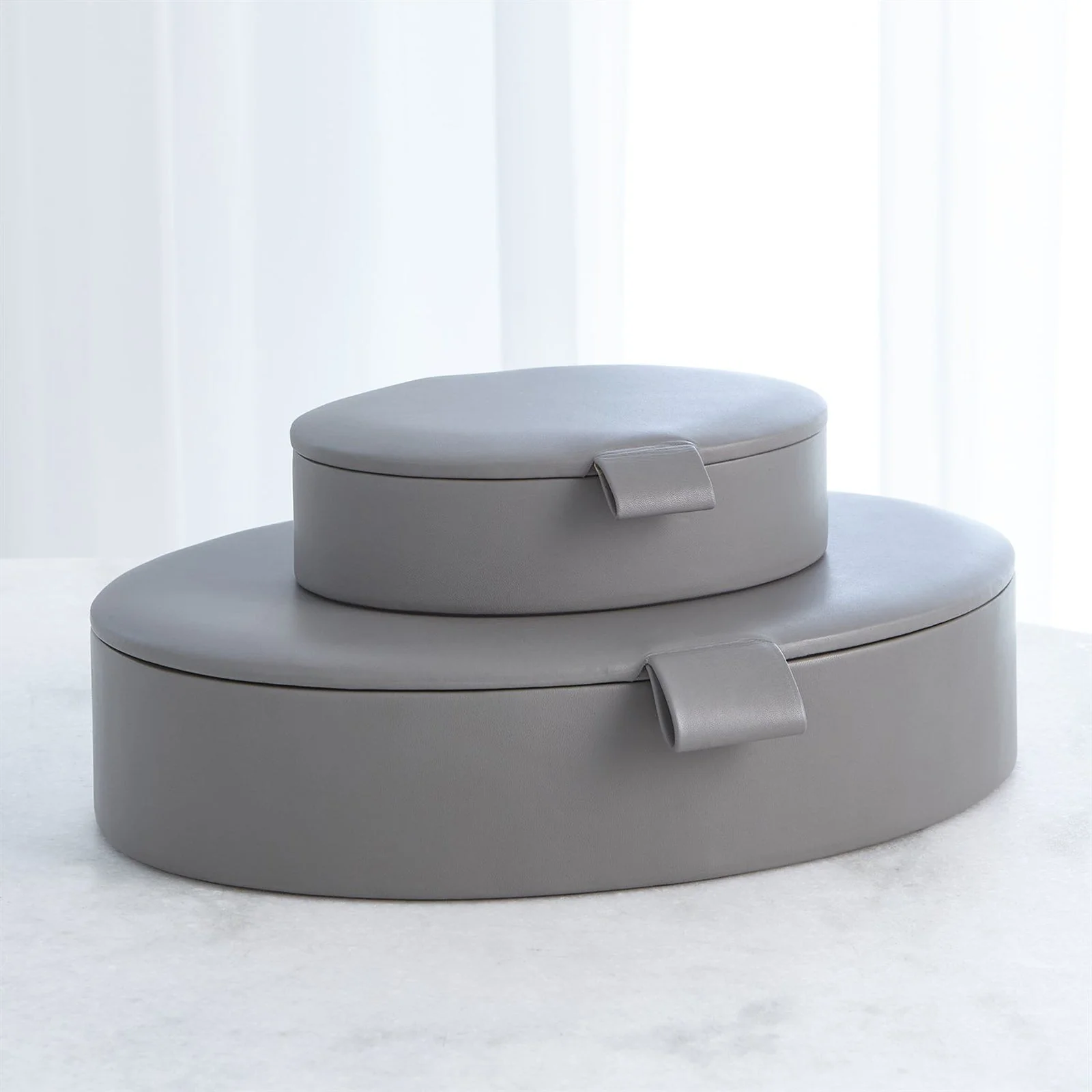Global Views Signature Oval Leather Box - Image 13