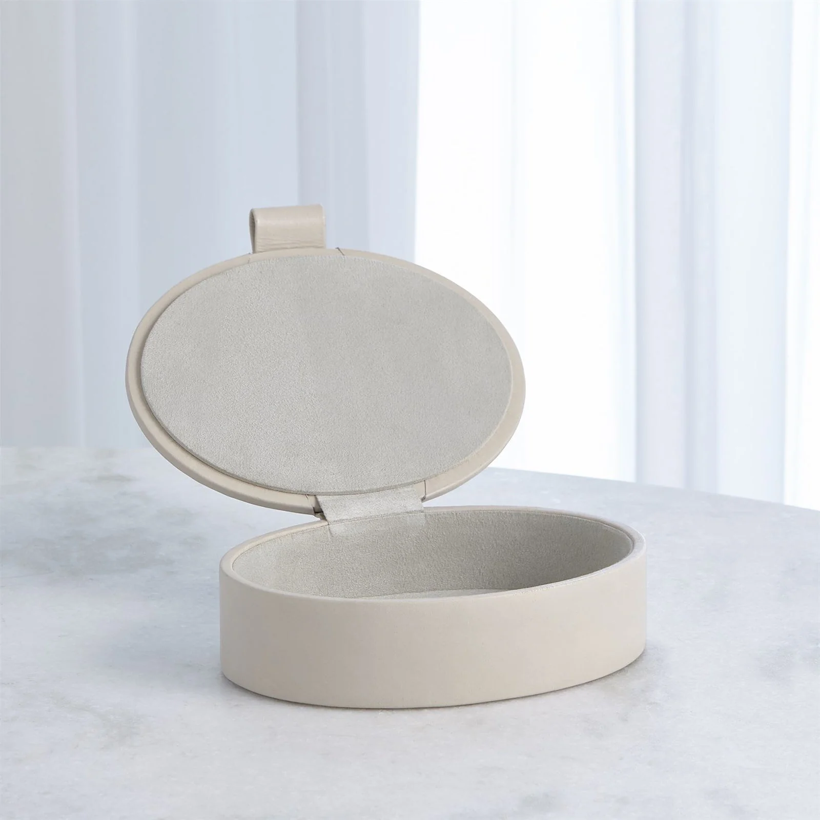 Global Views Signature Oval Leather Box - Image 8