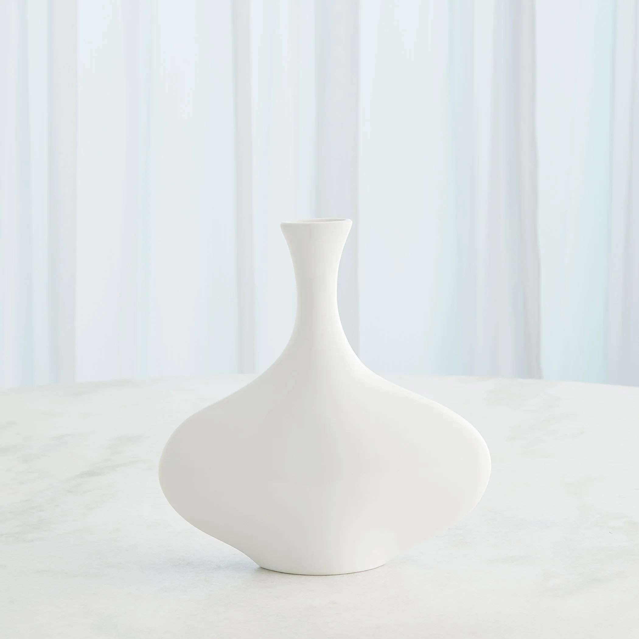 Global Views Silhouette Vase - Image 27