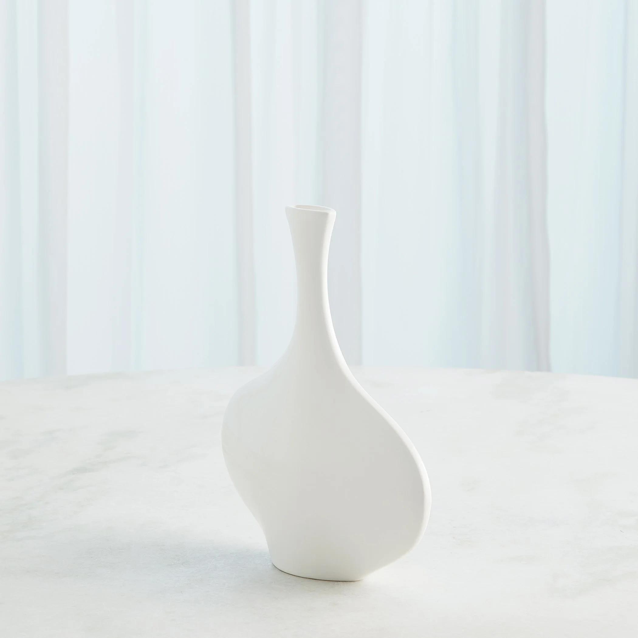 Global Views Silhouette Vase - Image 28
