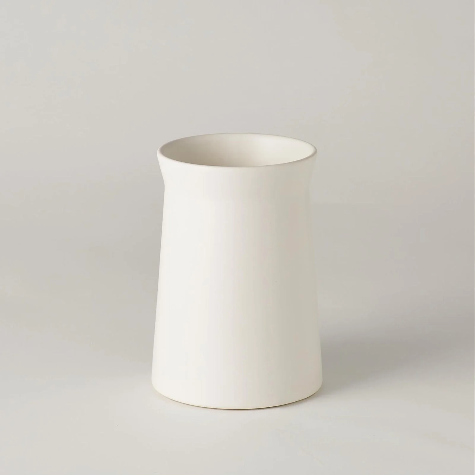 Global Views Soft Curve Vase - Image 3