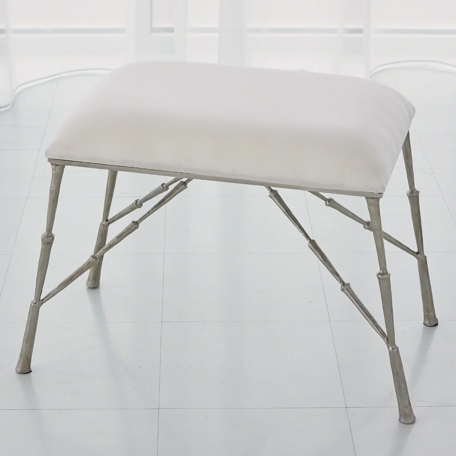 Global Views Spike Short Bench - Image 3