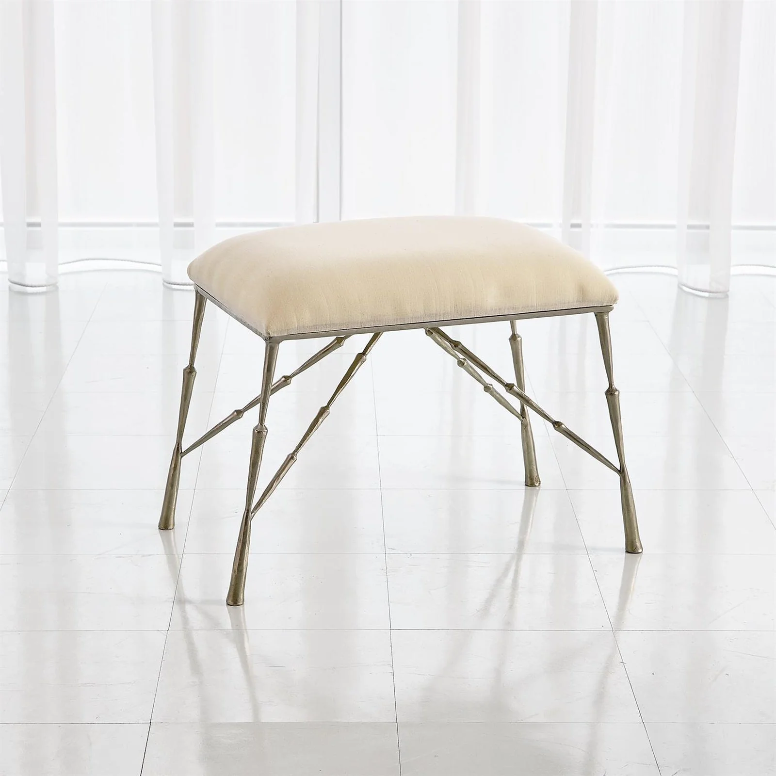 Global Views Spike Short Bench - Image 4