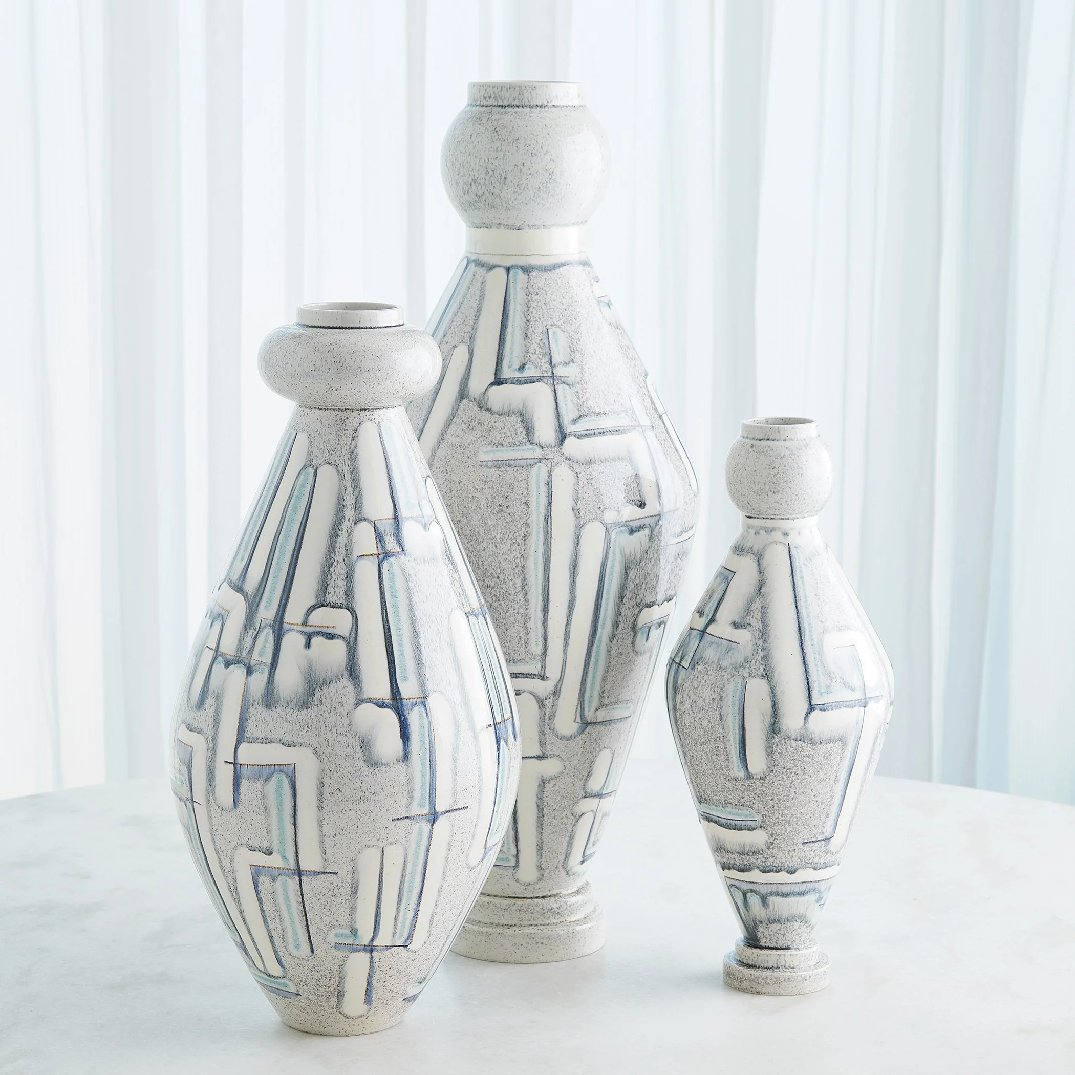 Global Views Spindle Vase - Image 4