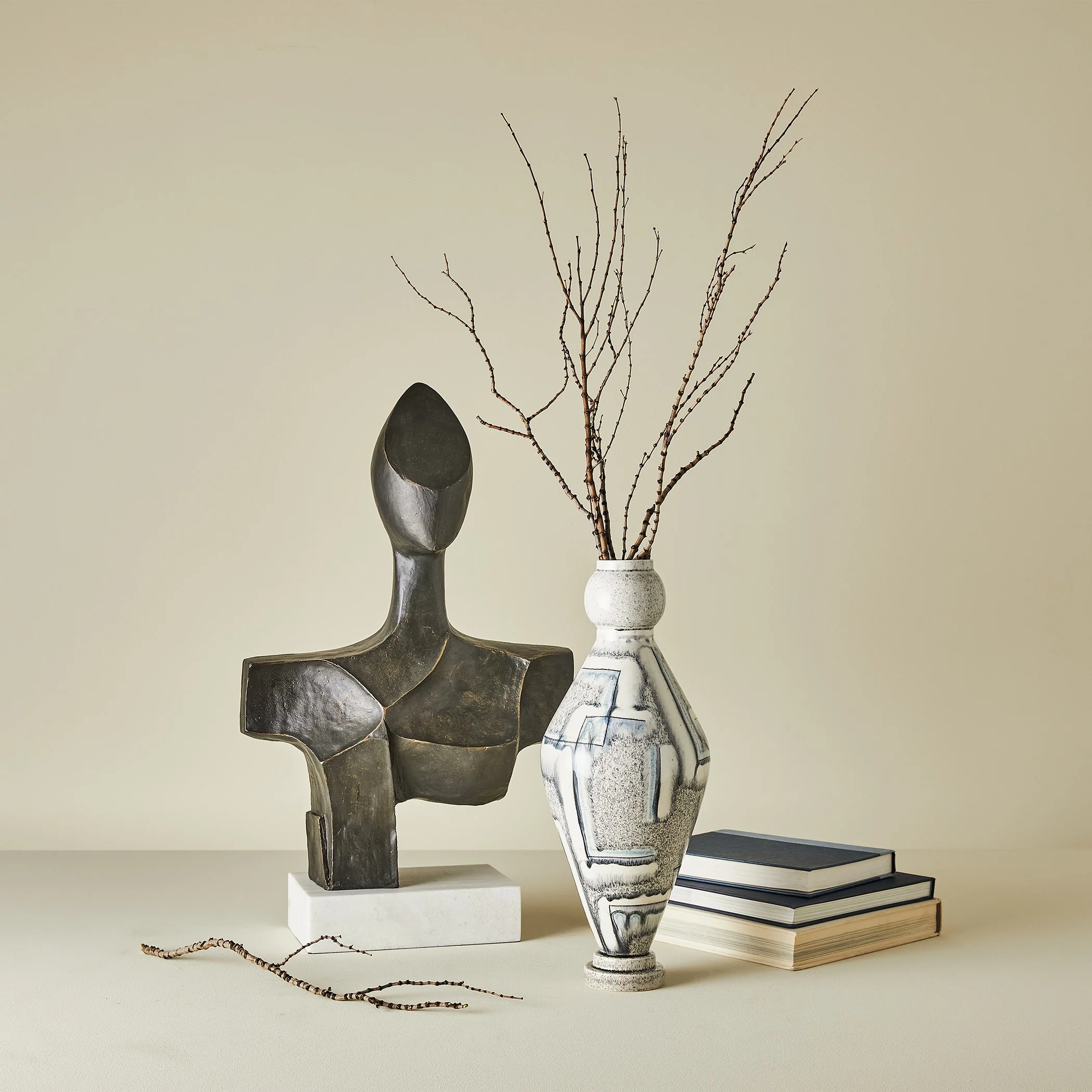 Global Views Spindle Vase - Image 5