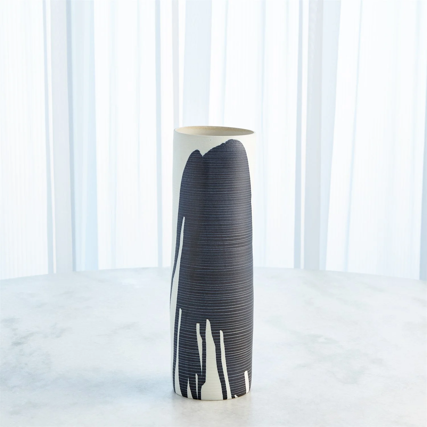 Global Views Splatter Vase - Ink - Image 10