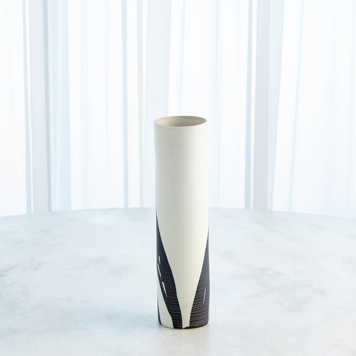 Global Views Splatter Vase - Ink - Image 13