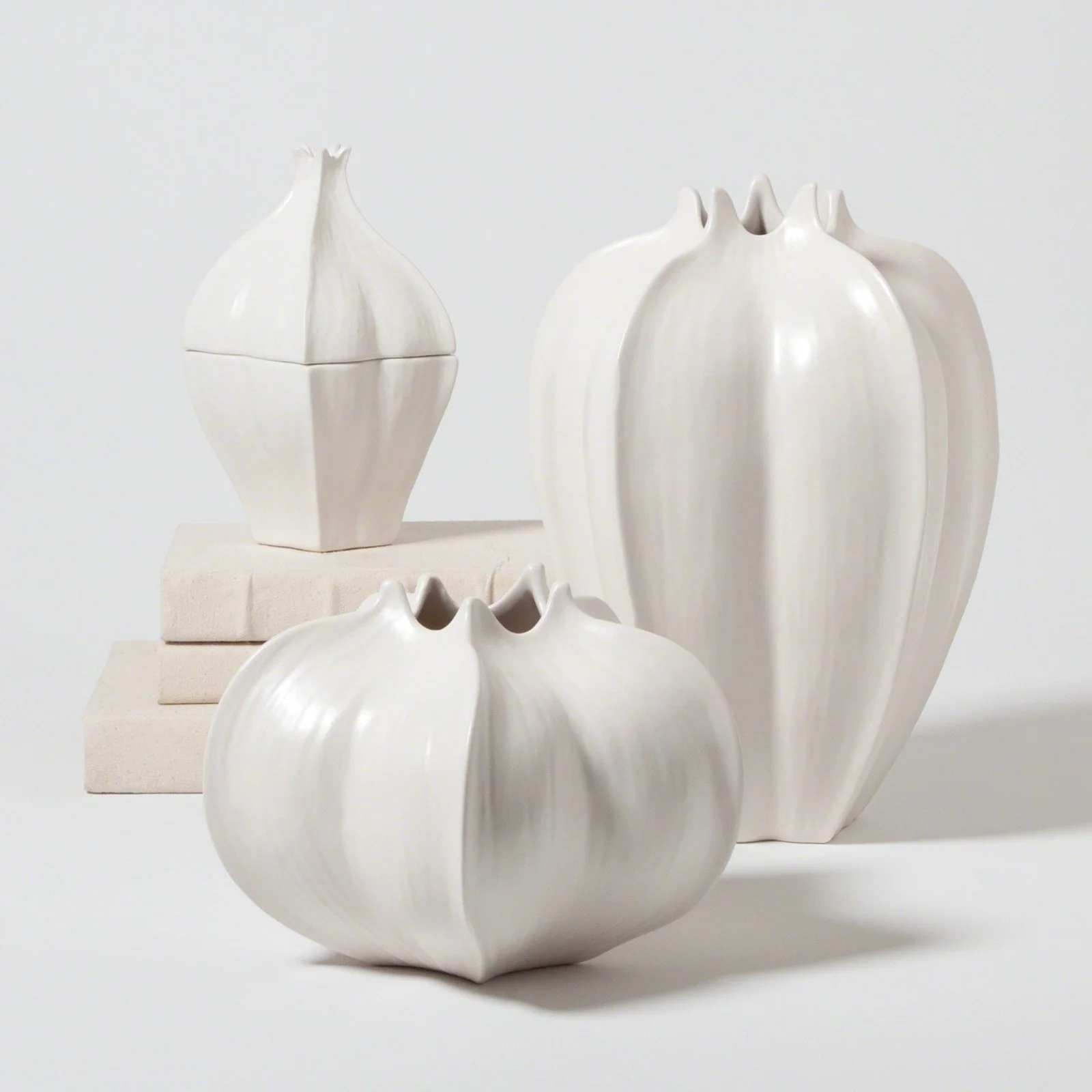 Global Views Star Fruit Vase - Image 4