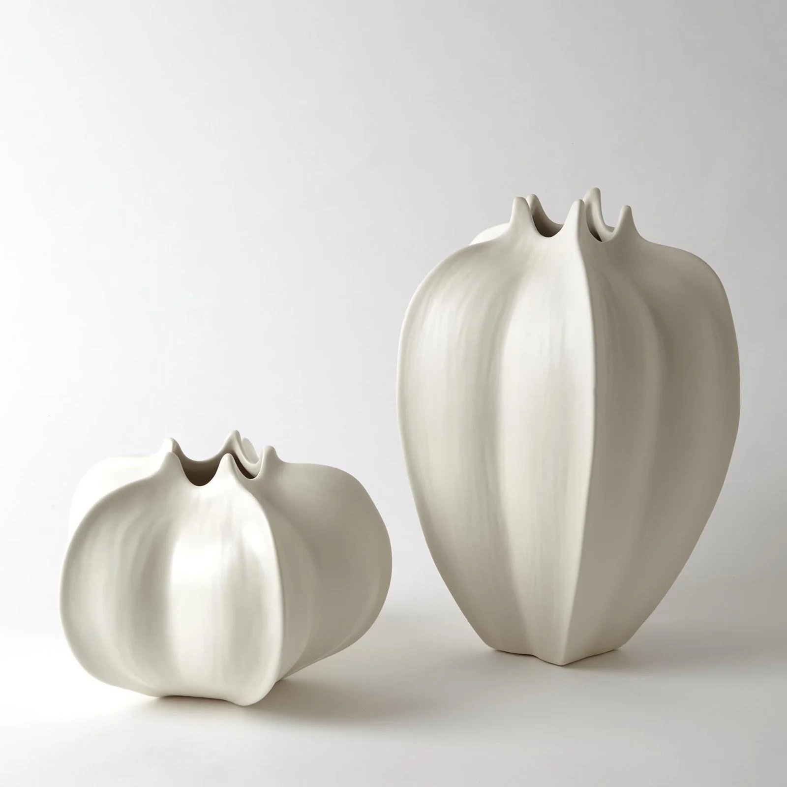 Global Views Star Fruit Vase - Image 5