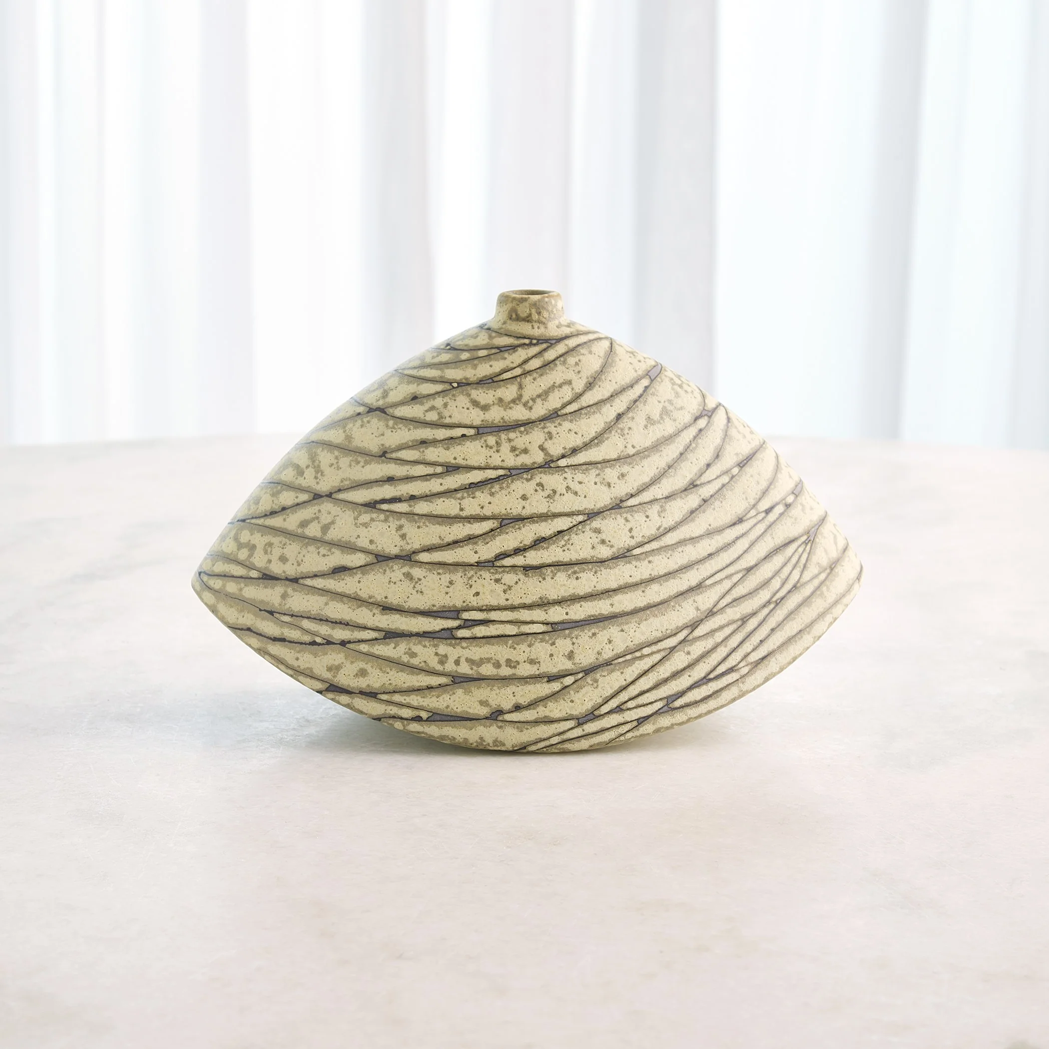 Global Views Stratum Vase Celery - Image 10