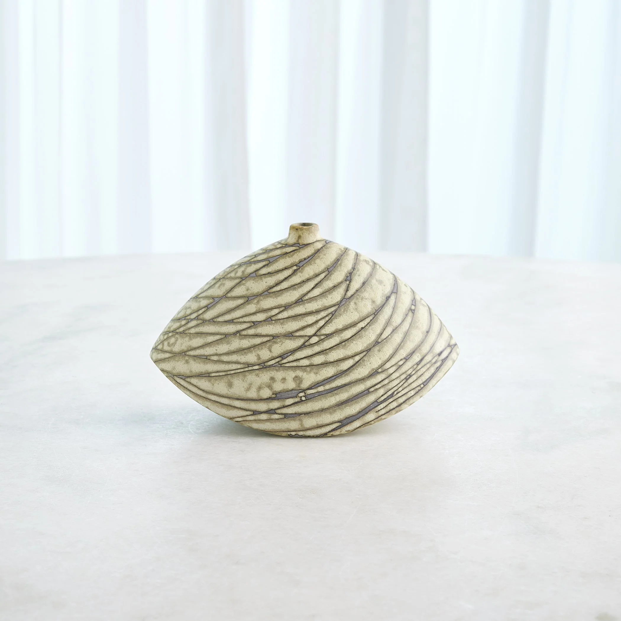 Global Views Stratum Vase Celery - Image 3