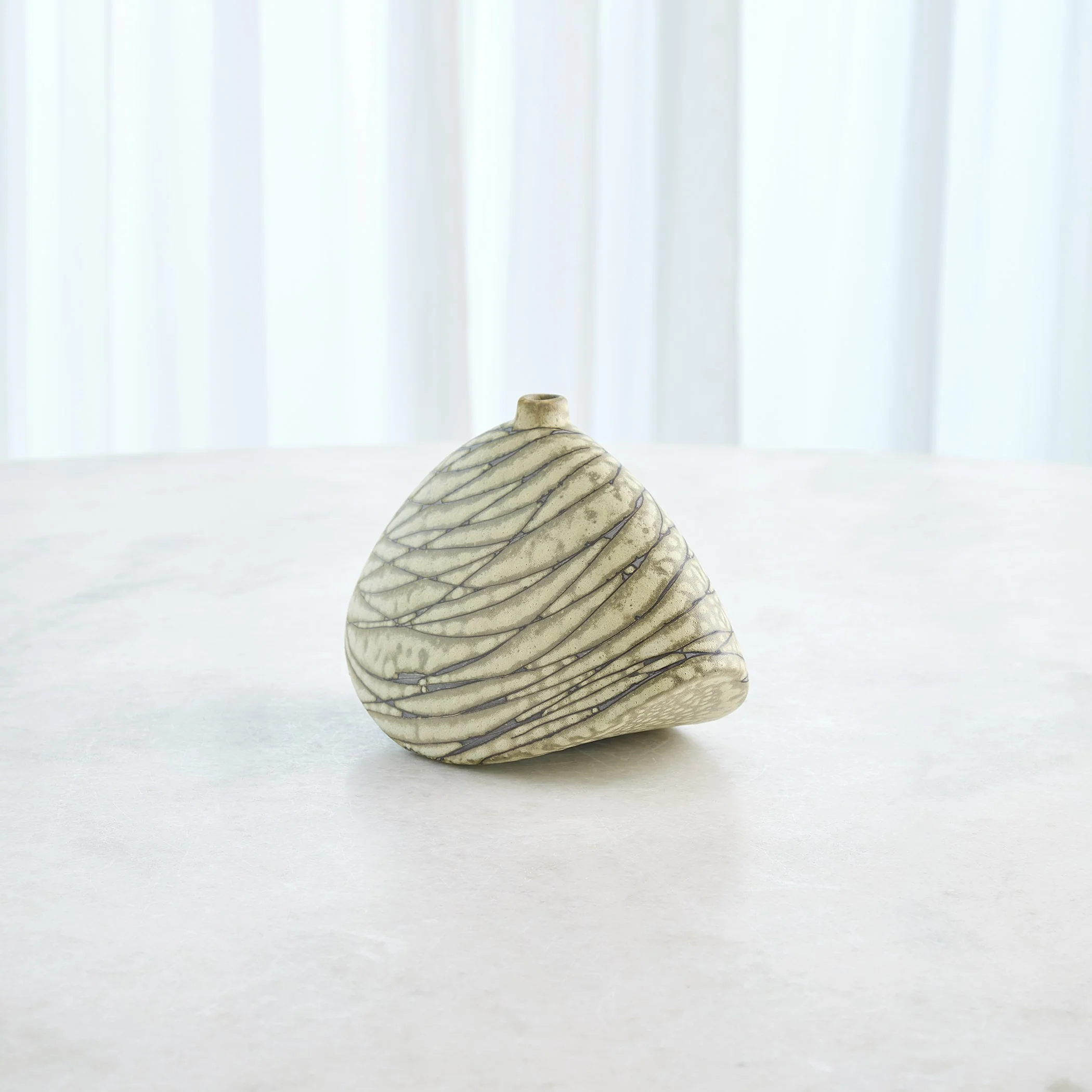 Global Views Stratum Vase Celery - Image 4
