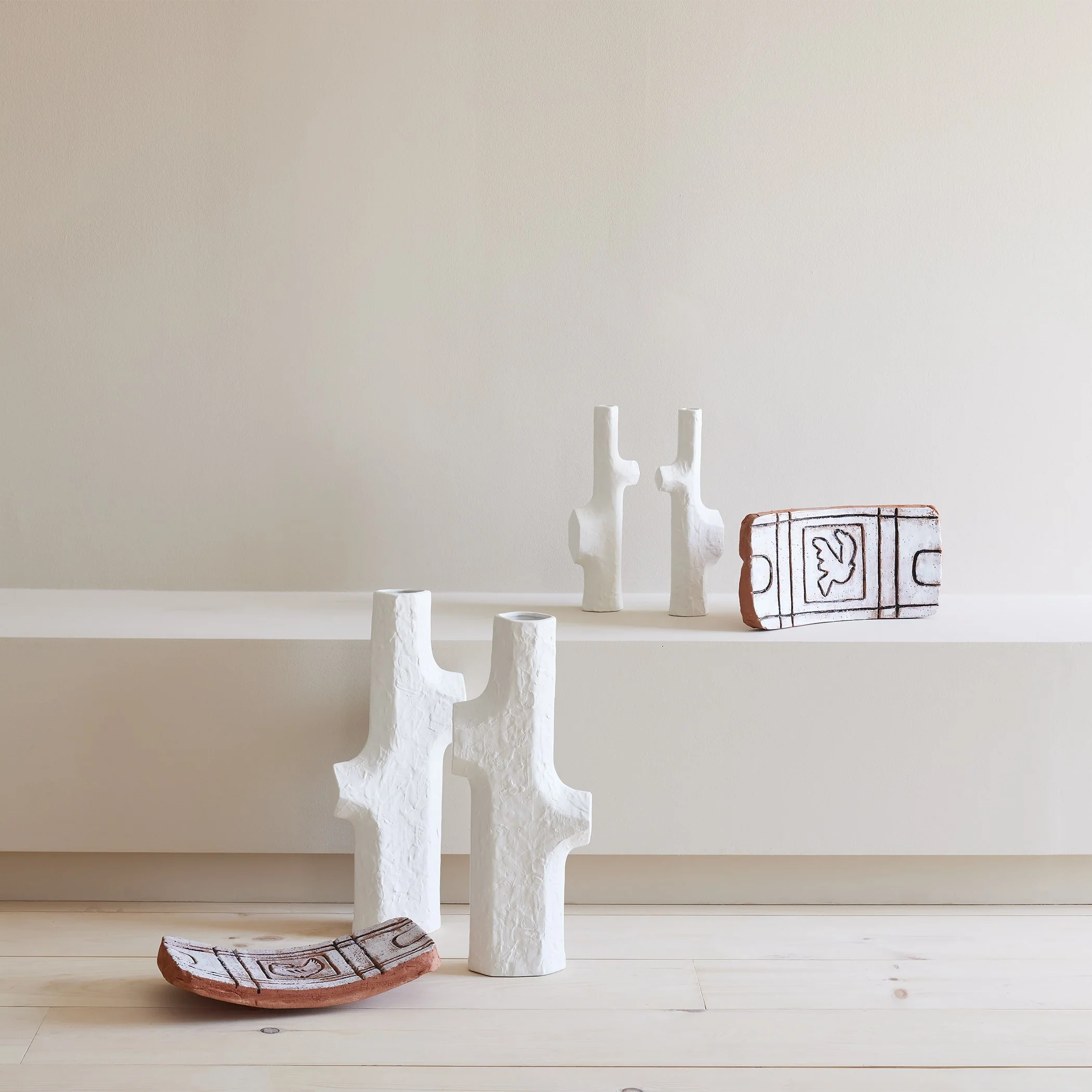 Global Views Tiered Trunk Vase Matte White - Image 6
