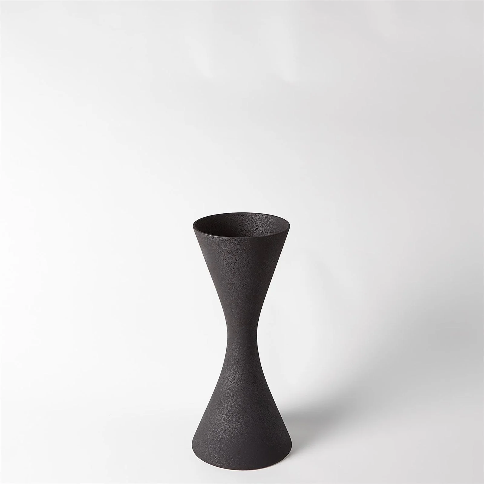 Global Views Vase - Image 2