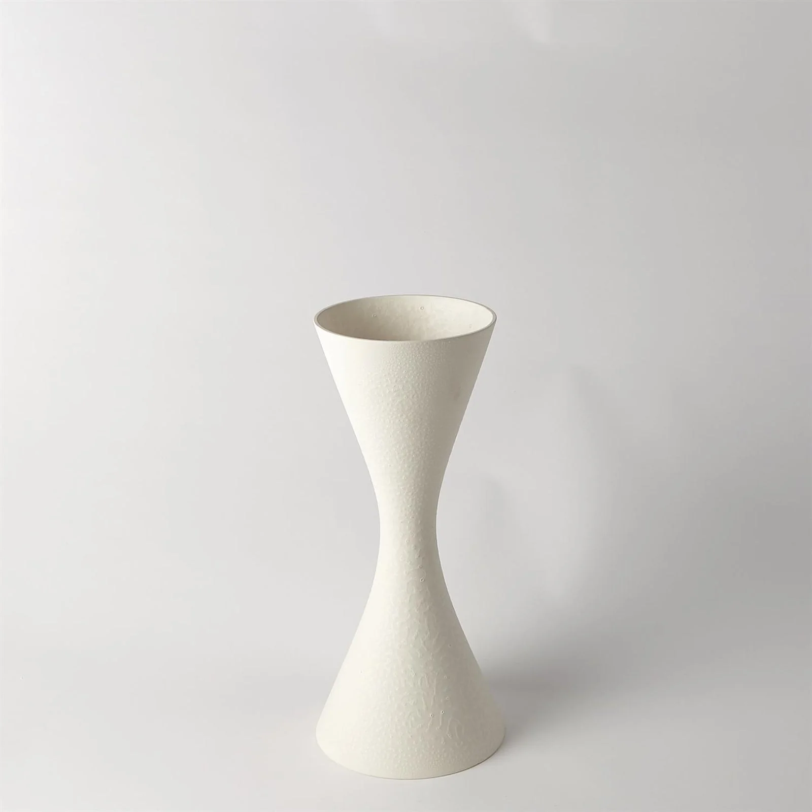 Global Views Vase - Image 7