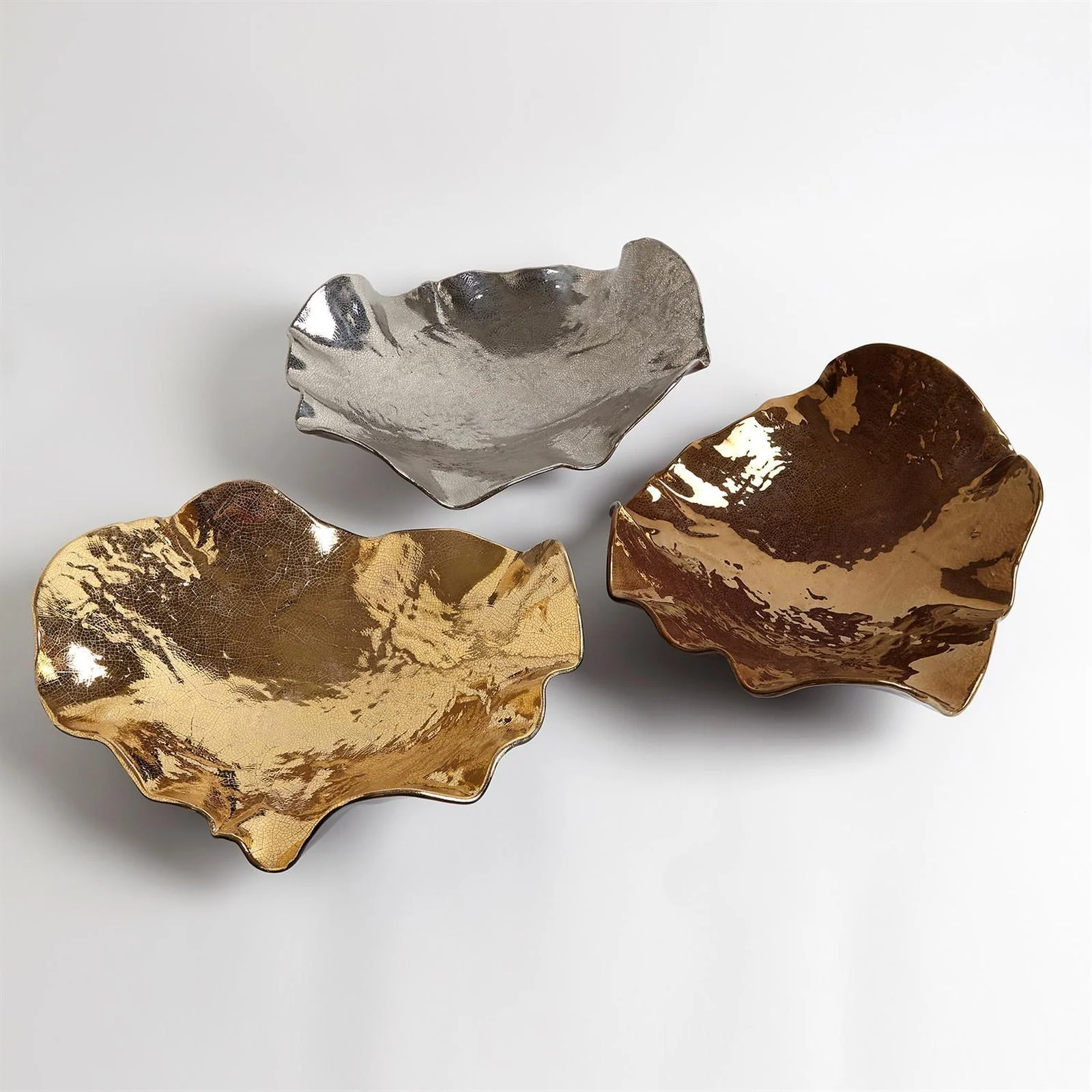 Global Views Wave Platter Crackle - Image 3