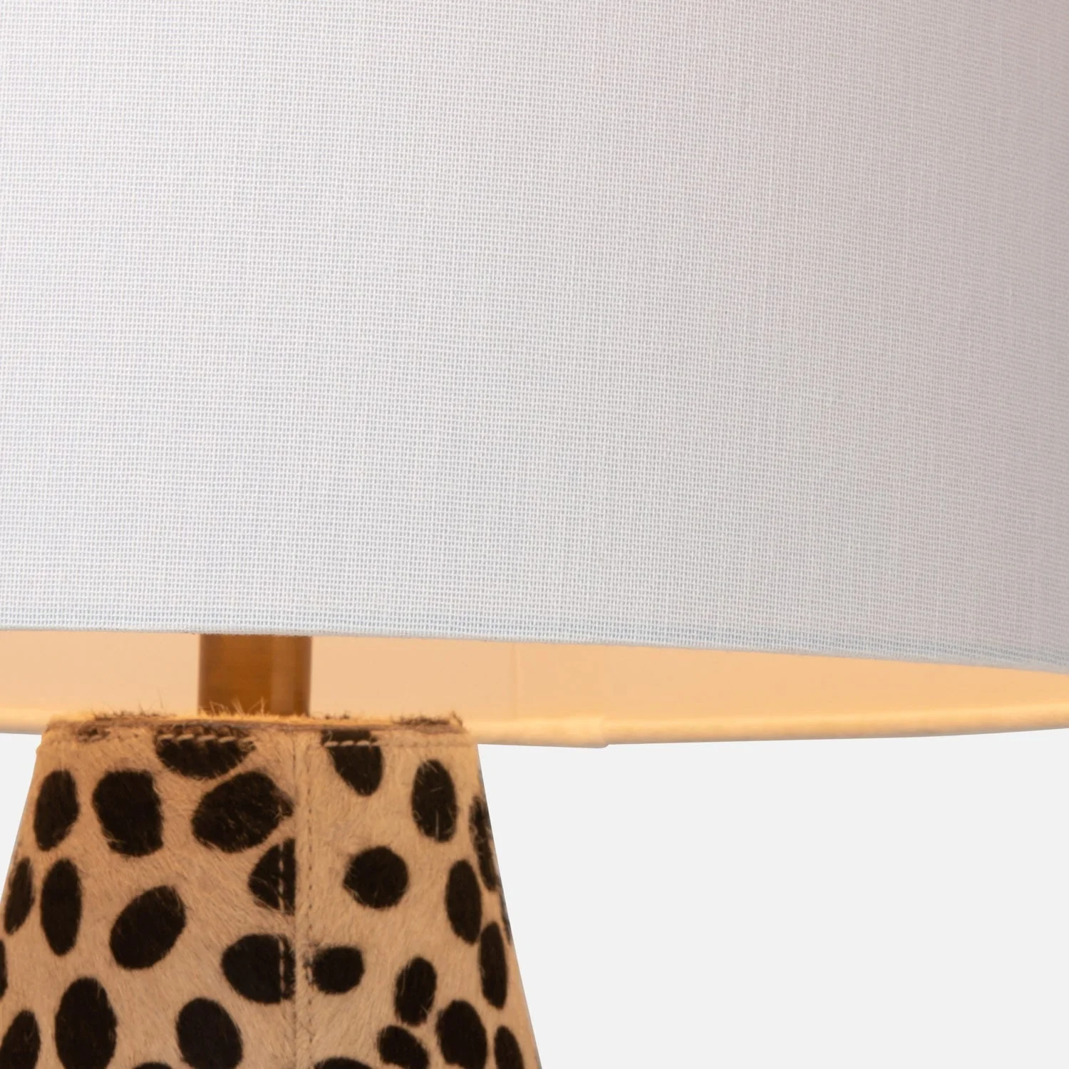 Gwenora Table Lamp - Image 3
