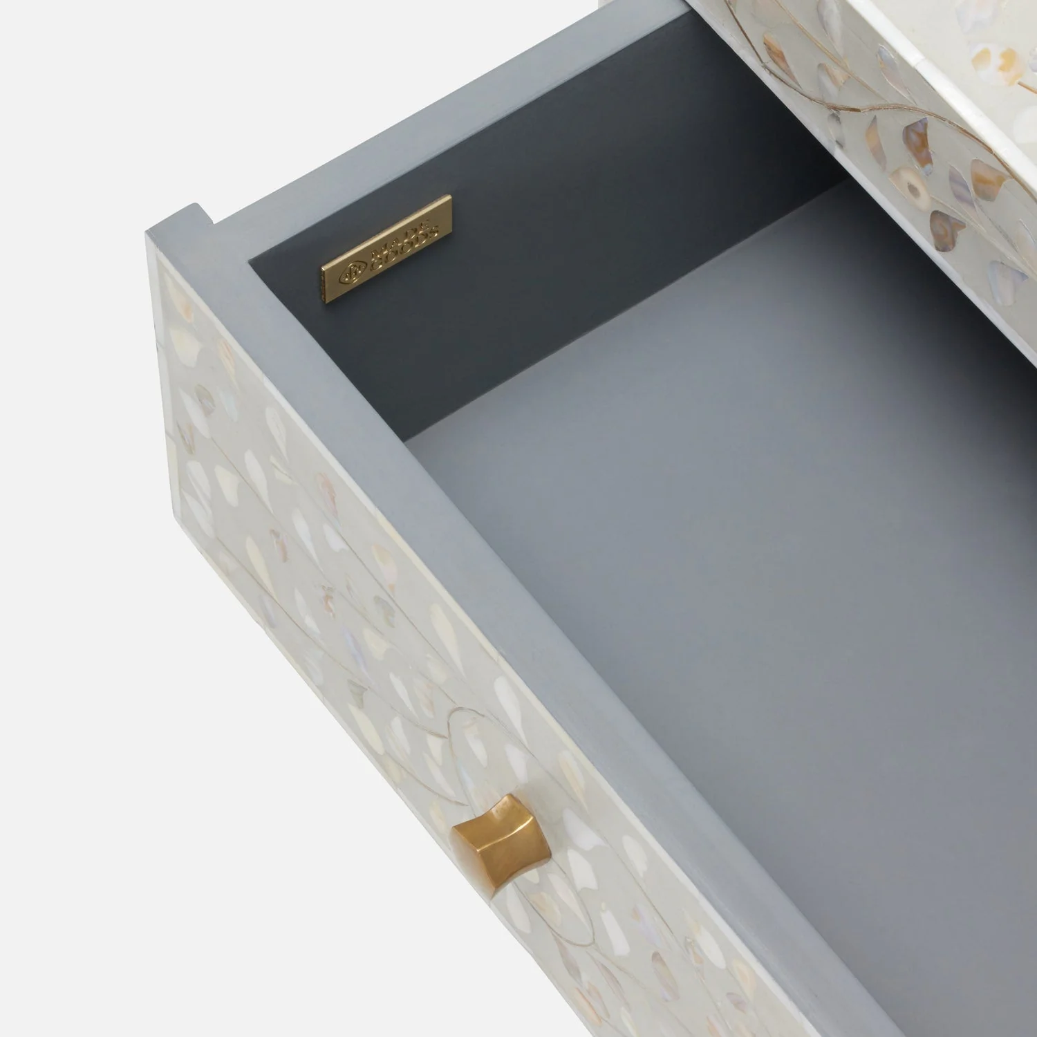 Hessa 36" Dresser - Image 4