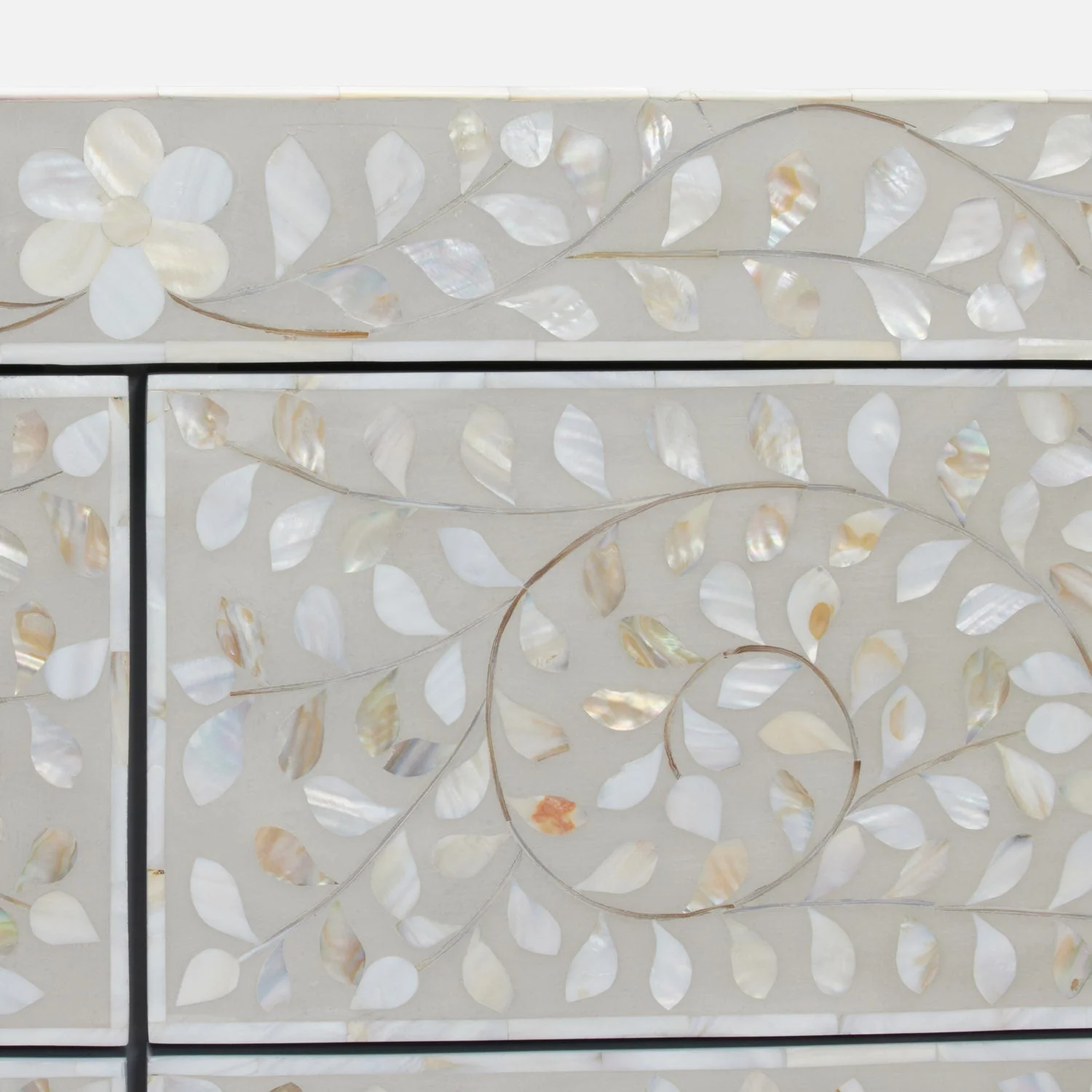 Hessa 60" Dresser - Image 6