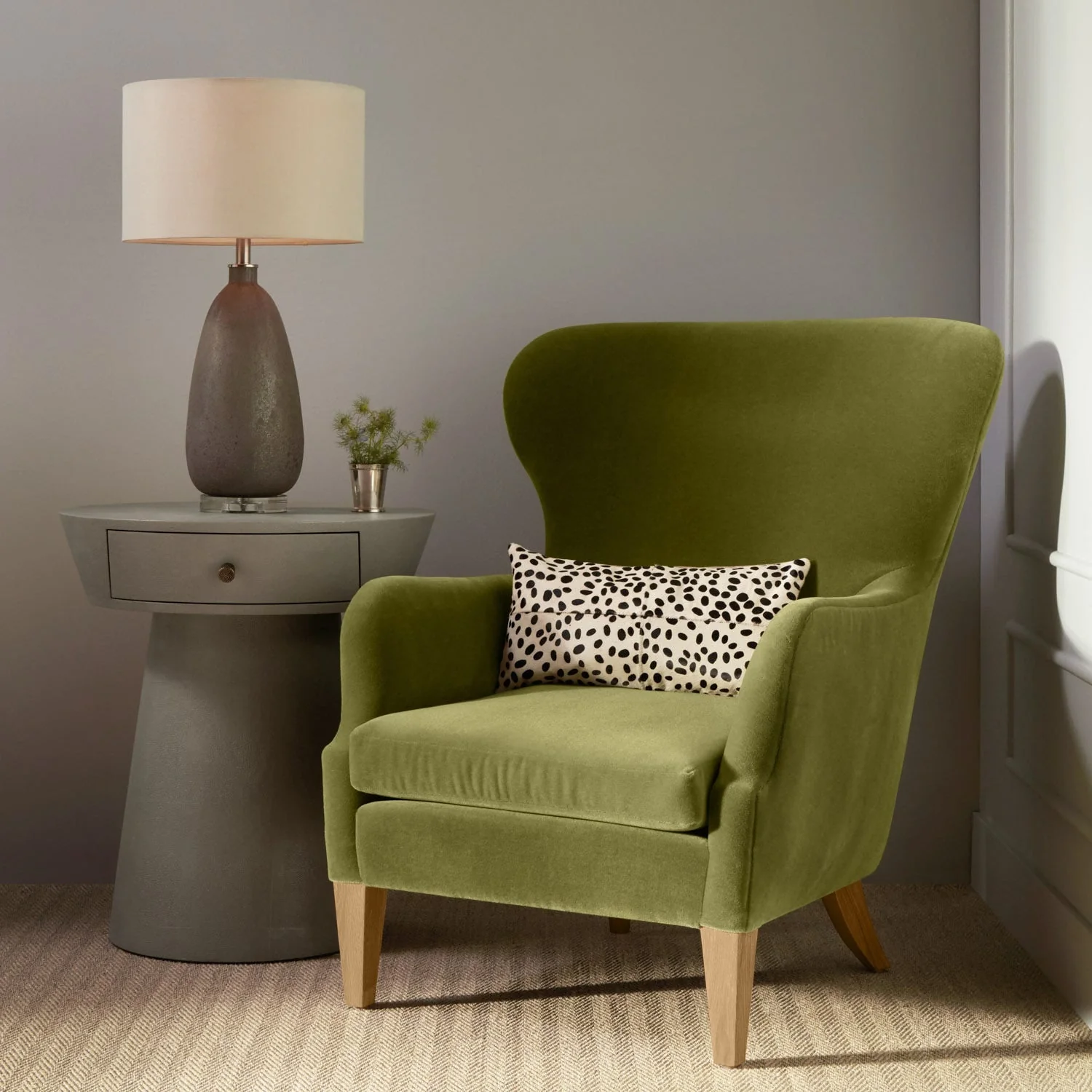 Illarion Table Lamp - Image 2