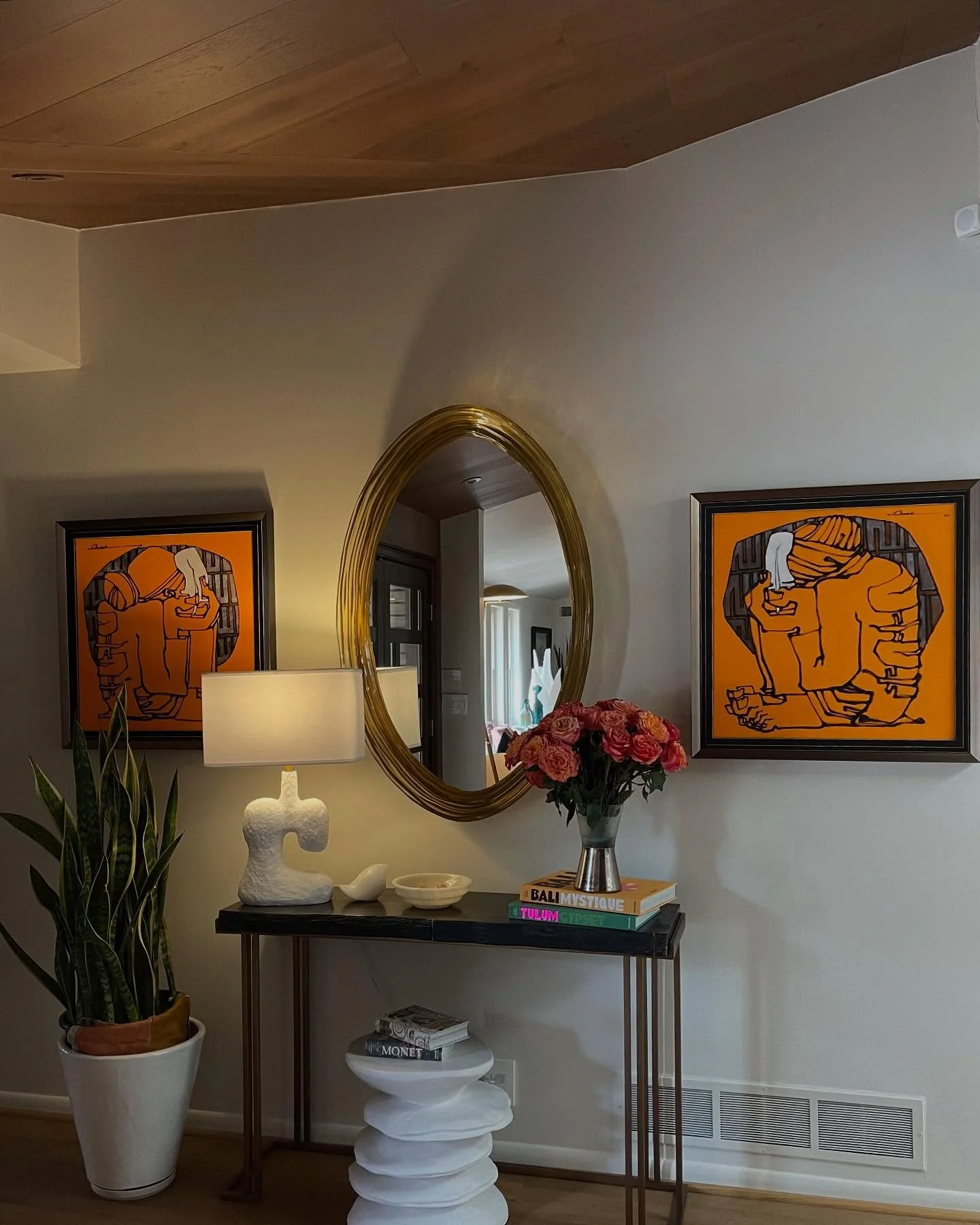 Isidore Console Table - Image 19