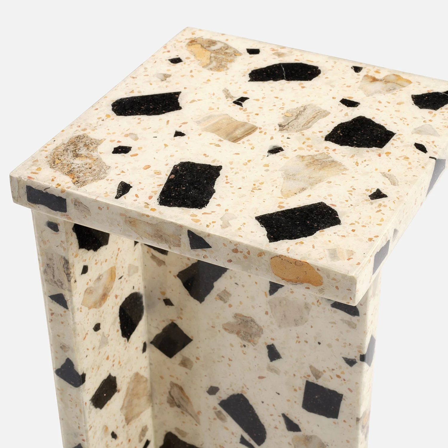 Isolde Drink Table - Image 7