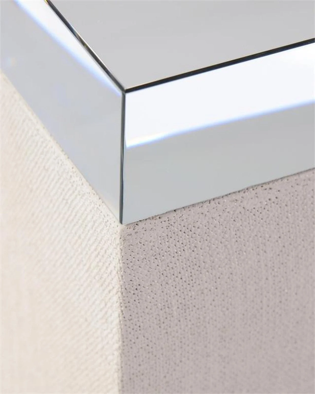 John Richard Belo Pedestal - Image 4