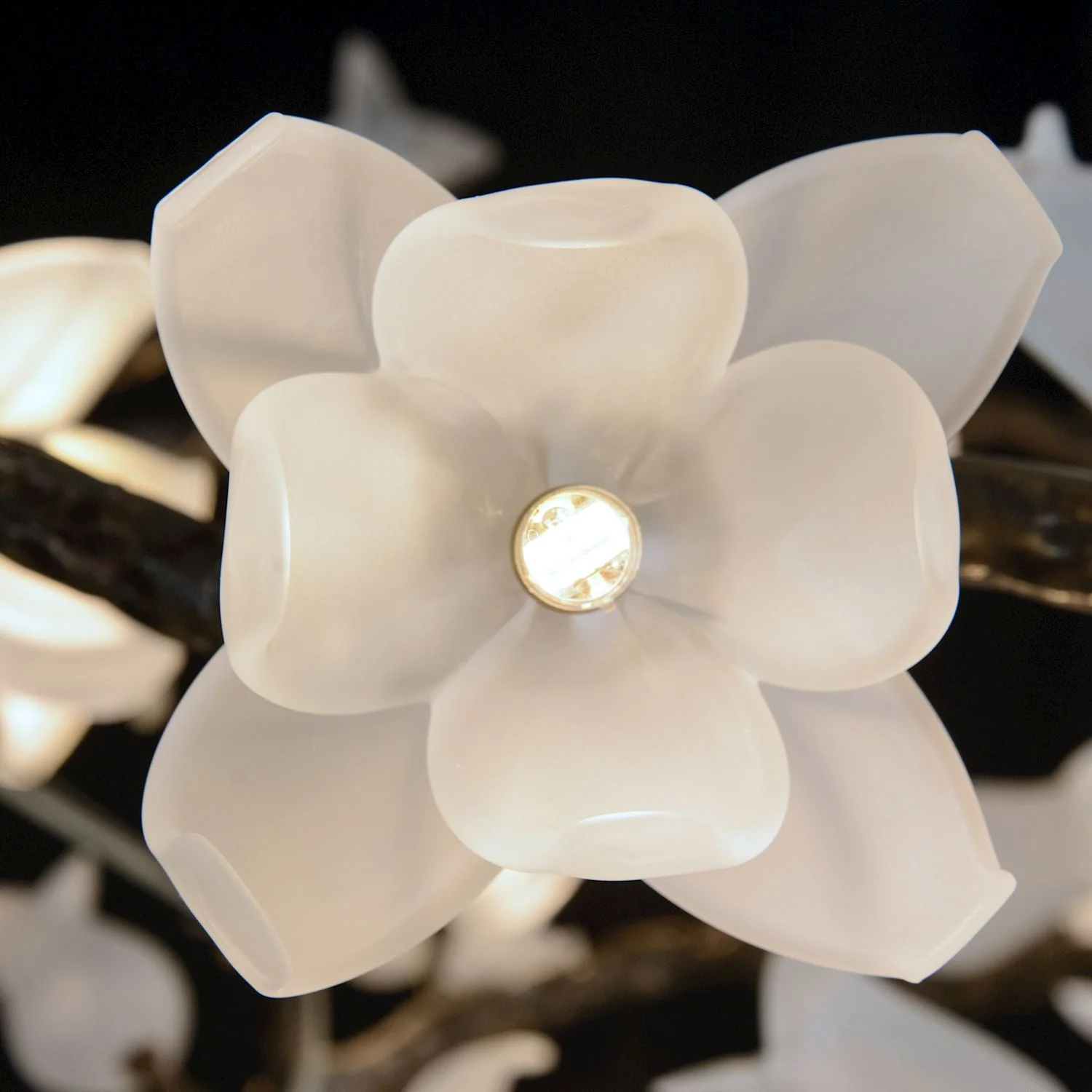 John Richard Churippu Magnolia & Tulip Glass Bronze Vertical Twenty-One Light Chandelier - Image 4