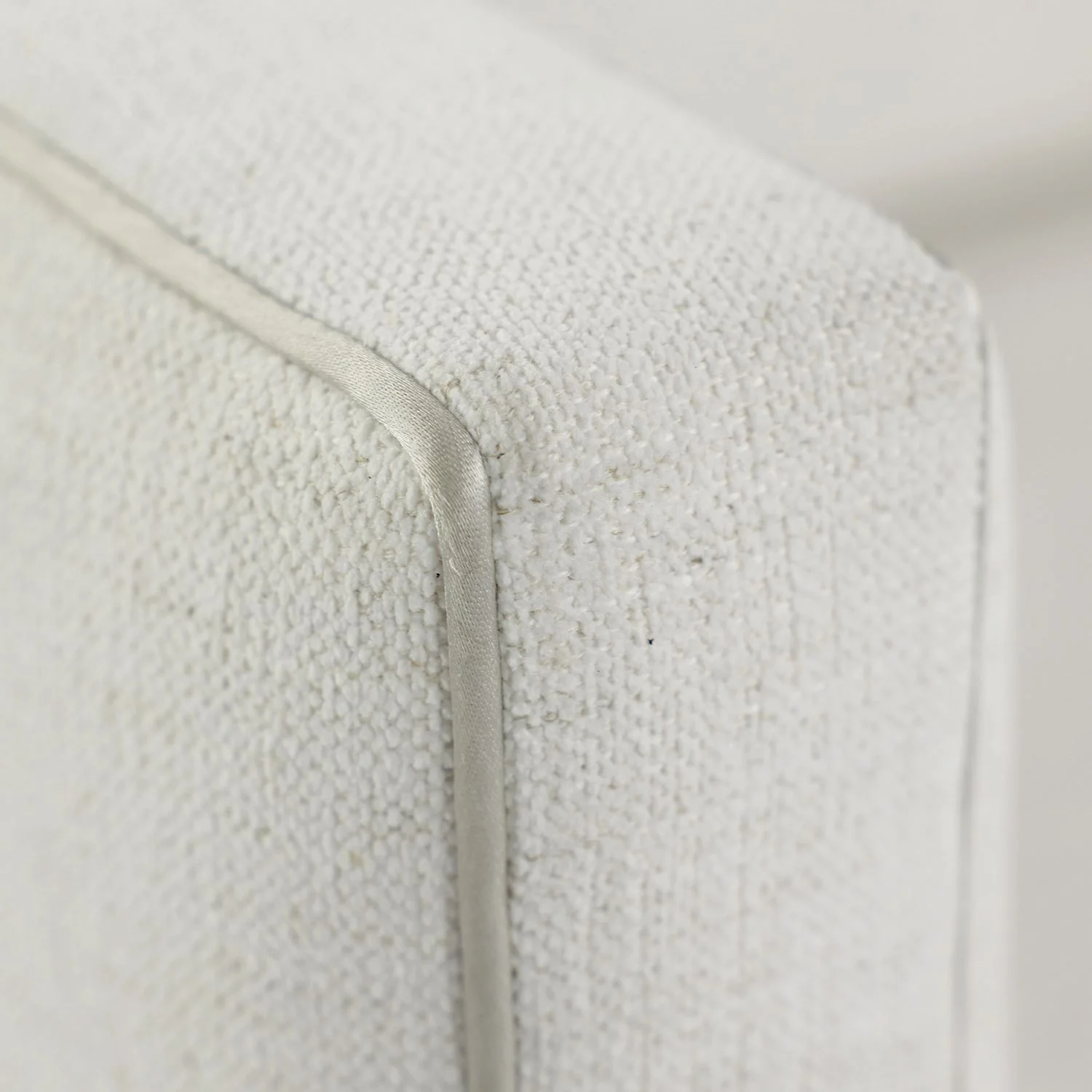 John Richard Giacosa Swivel Club Chair - Image 3