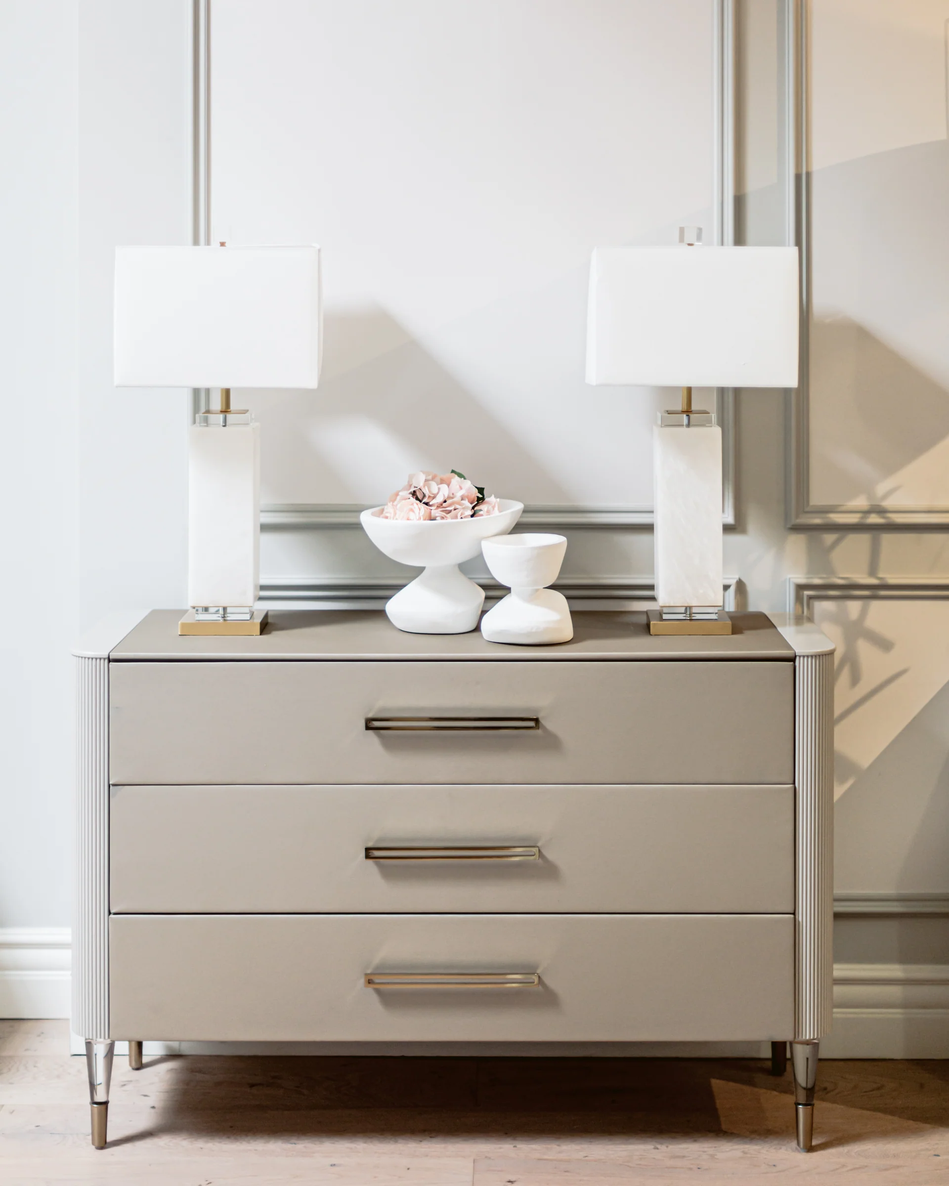 John Richard White Alabaster Column Table Lamp Floor Sample - Image 4