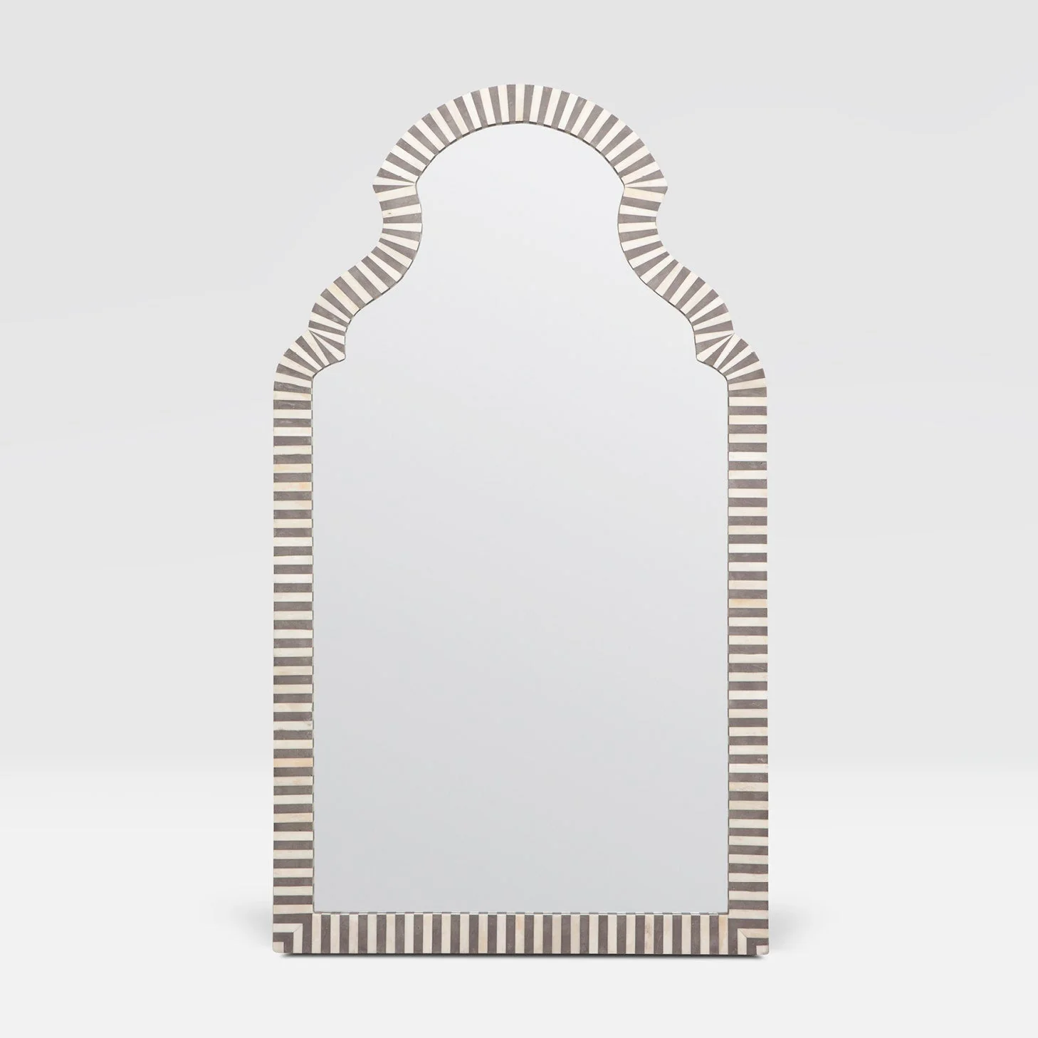 Jonah Mirror - Image 4