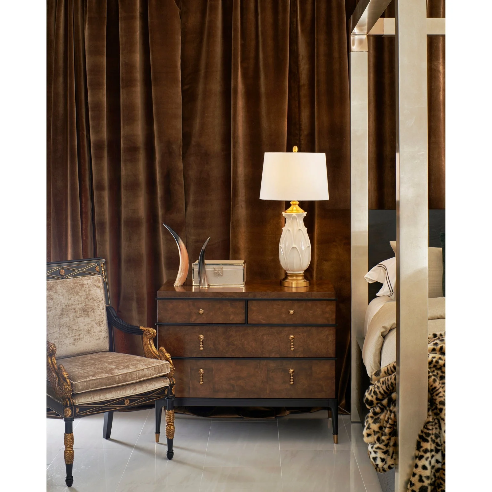 Jonathan Charles Jacques Bachelors Bedroom Chest - Image 3